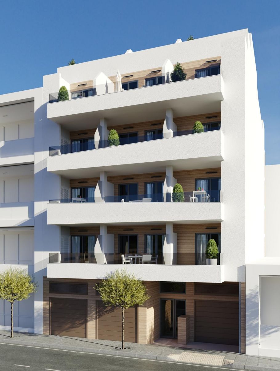 Secondary storage area in penthouse building, Centro, Torrevieja