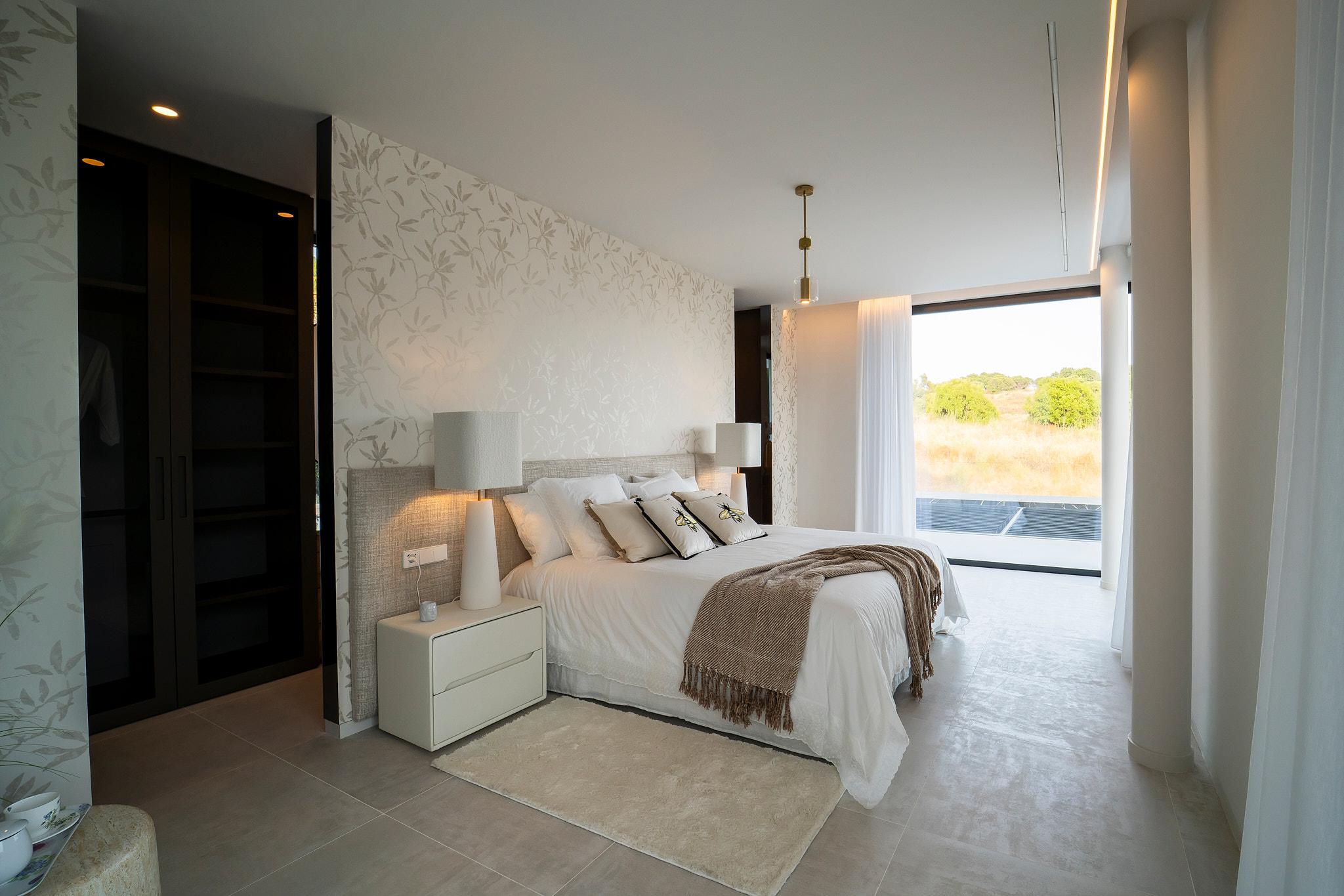 Roof terrace with open views, 6-bedroom new-build villa, El Paraíso, Estepona