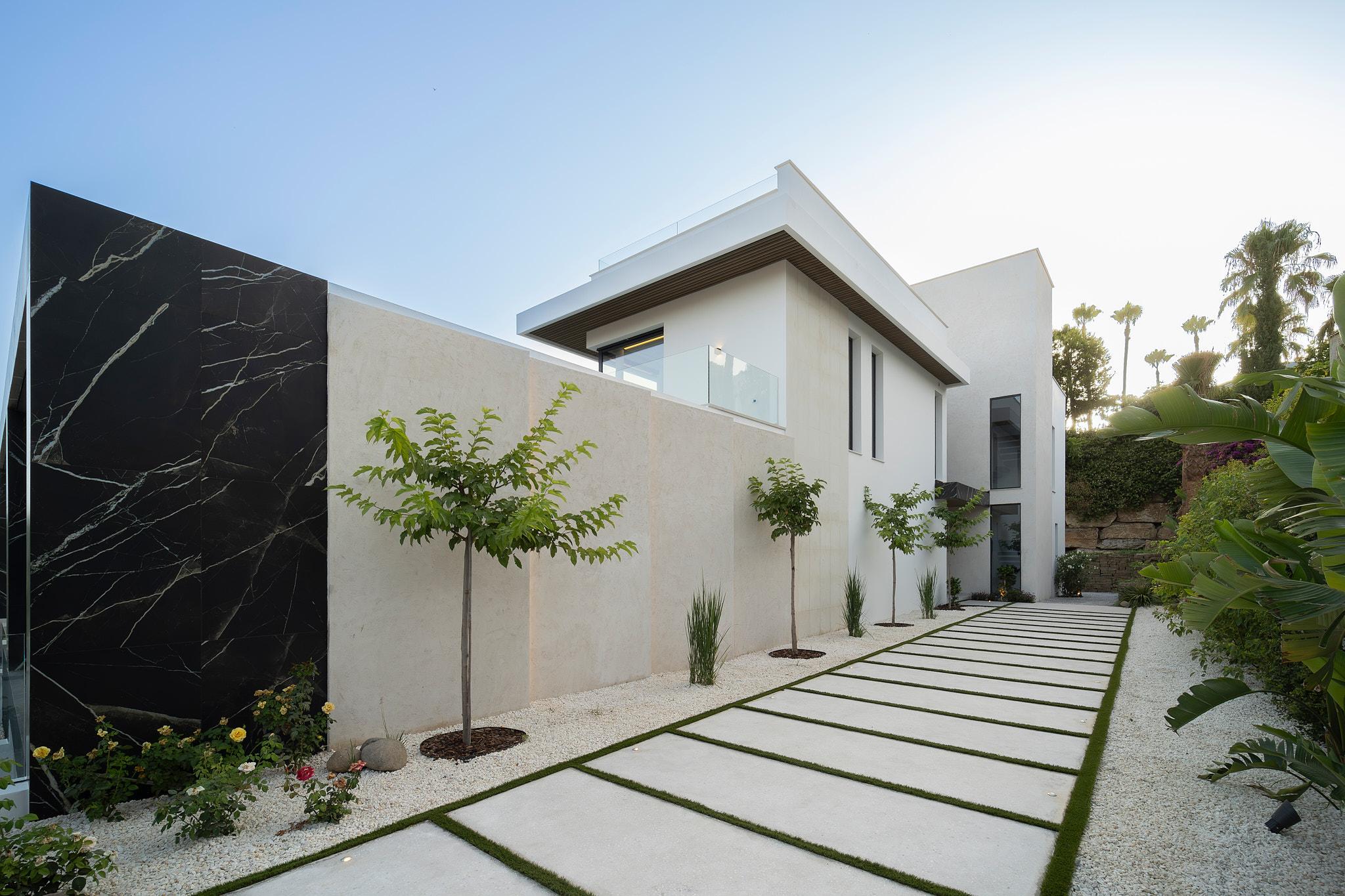 Pool surround and terrace paving close-up, 6-bedroom villa, El Paraíso, Estepona