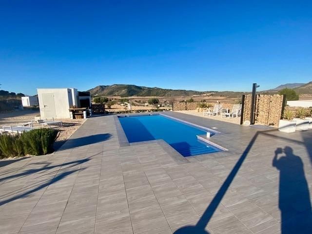 Interior flooring and finish detail in 3-bedroom villa, Hondón de las Nieves