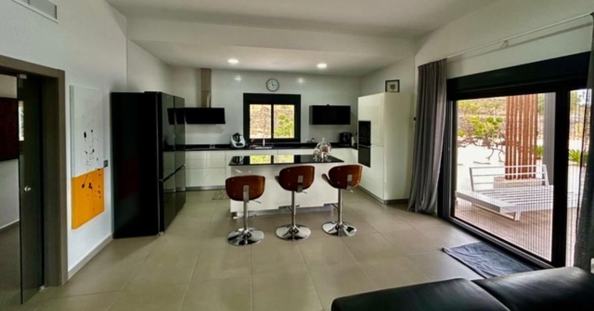 Kitchen worktop and cabinetry detail in new-build villa, Hondón de las Nieves