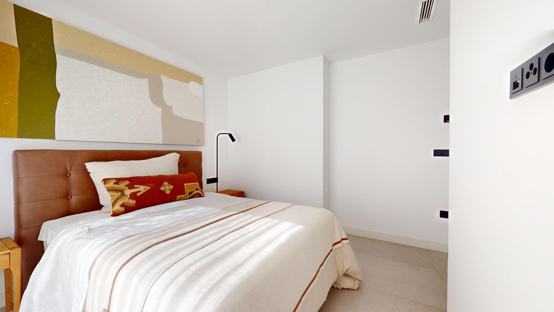 Second bathroom in new-build villa, Pla de Cantal, Polop