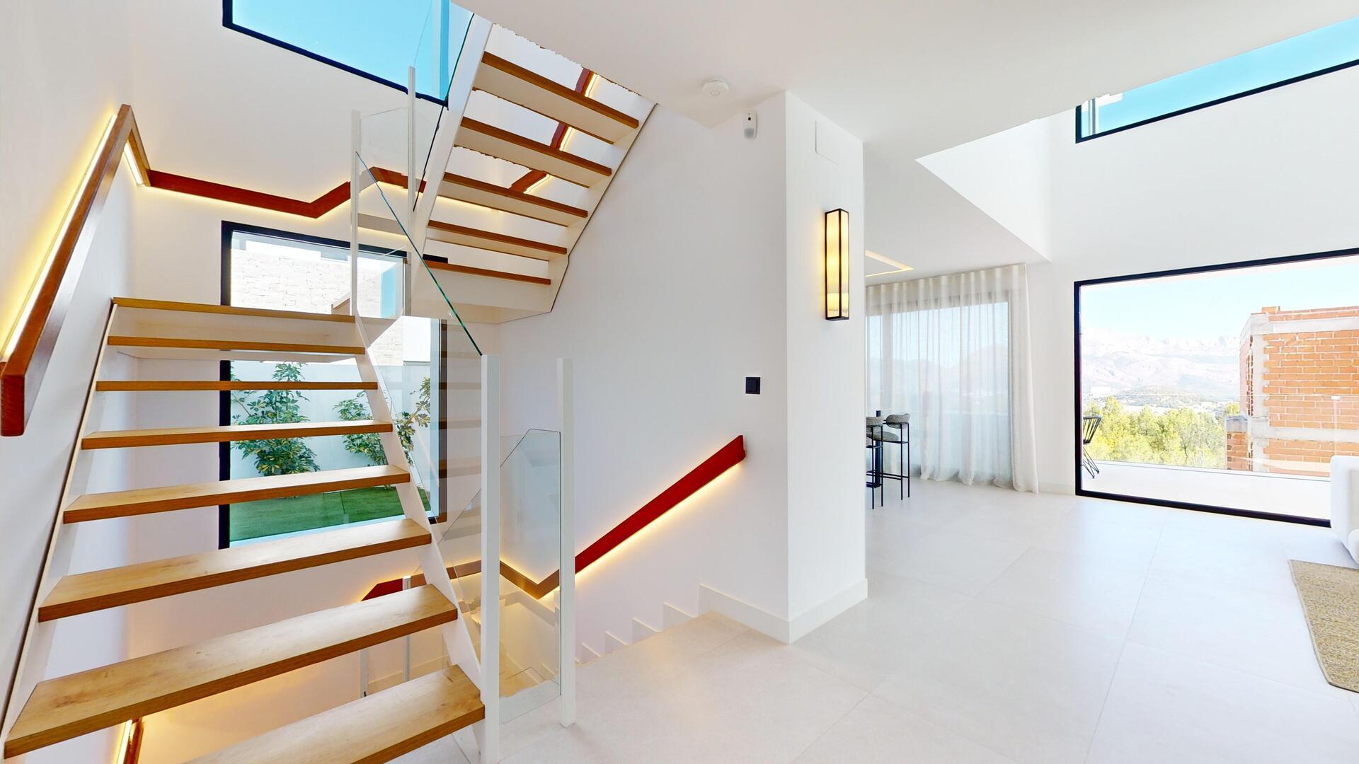 Outdoor space at rear of 3-bedroom villa on 434m² plot, Polop