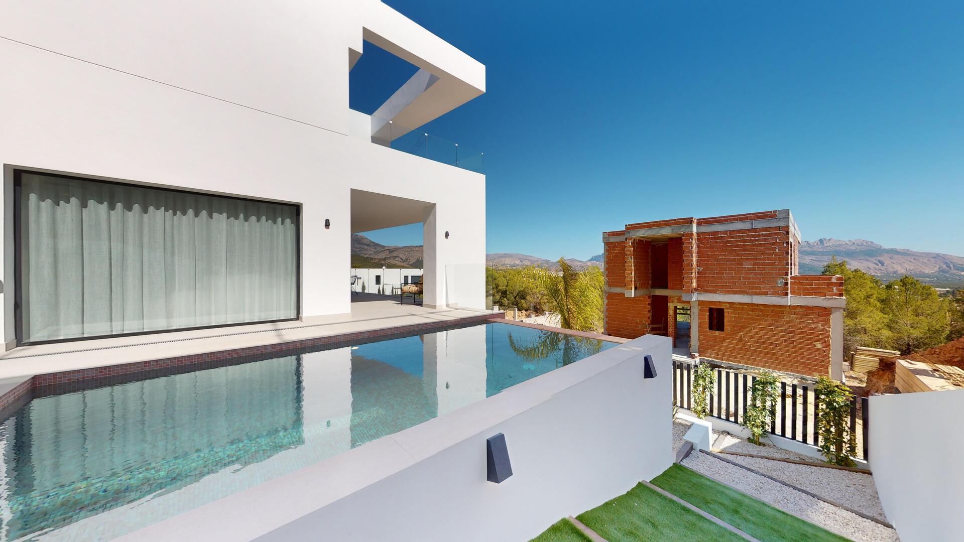 Interior room with fitted finishes in 3-bedroom villa, Pla de Cantal, Polop