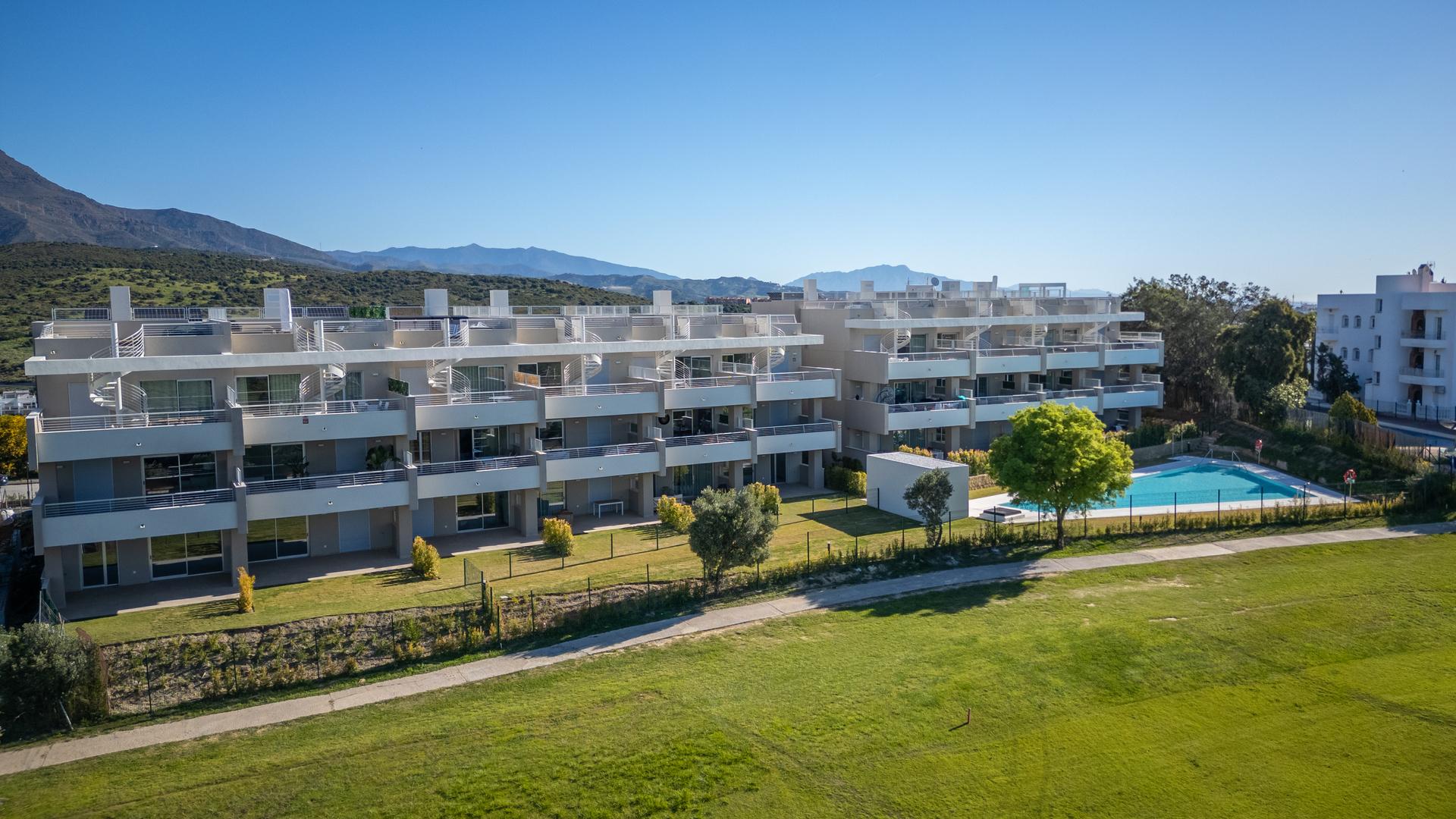 Ceiling and lighting in living area of 2-bedroom apartment, Estepona Golf