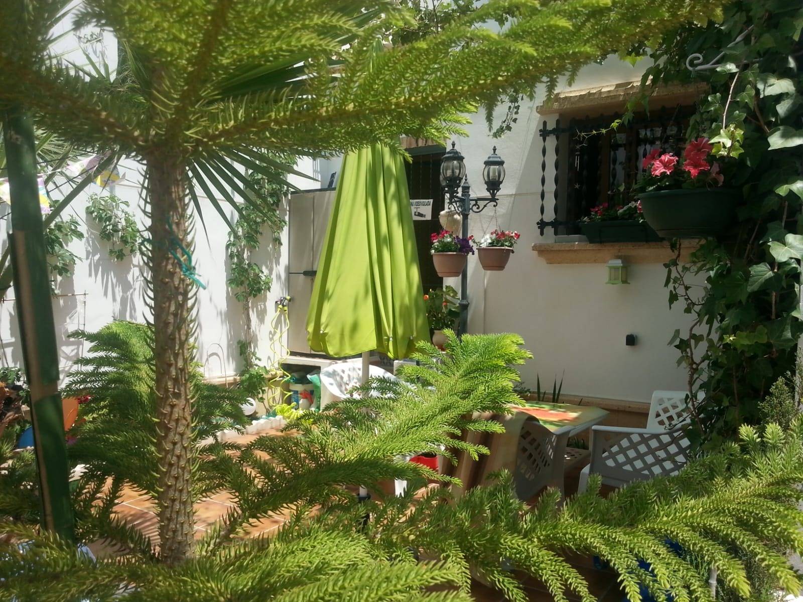 Open-plan living and dining area in 1-bedroom duplex, PAU 8, Orihuela Costa
