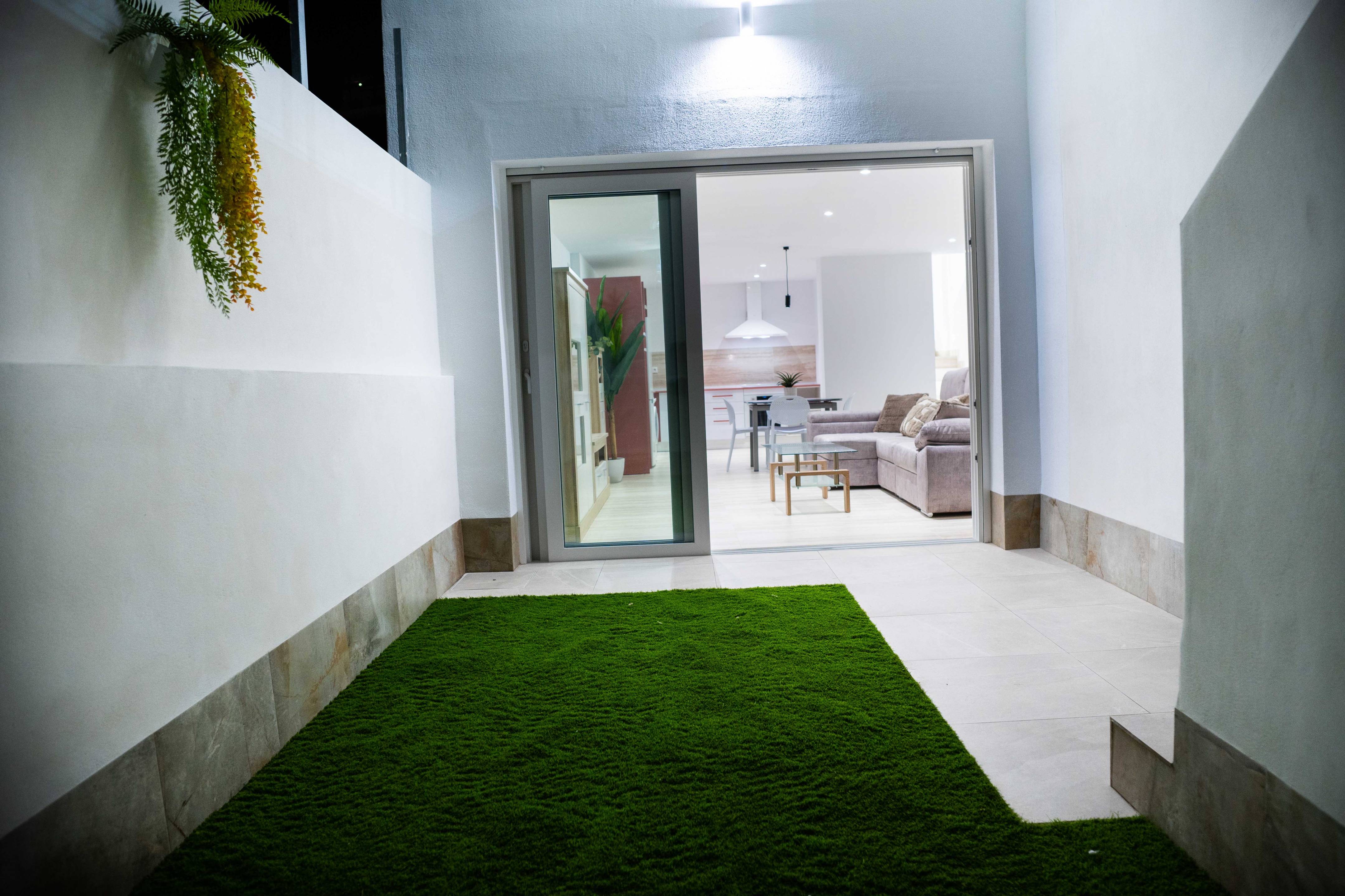 Street-level view of new-build villa location in La Marquesa, Rojales