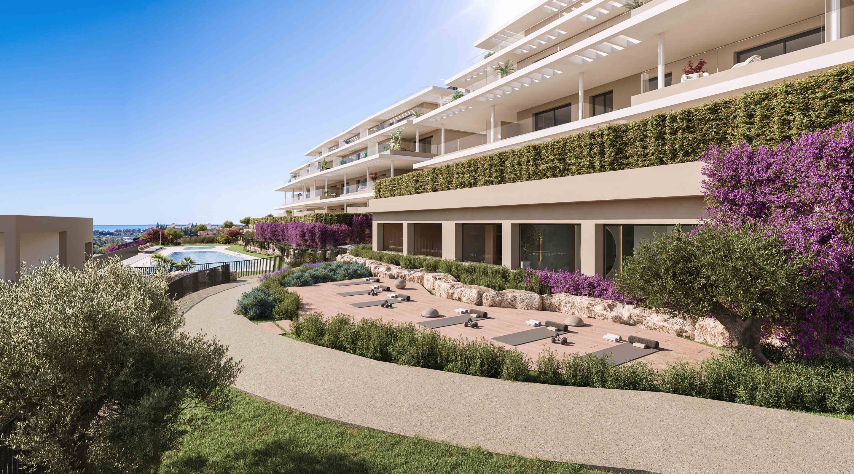 Main bedroom with built-in wardrobes in 2-bedroom penthouse, La Concha-Resina Golf