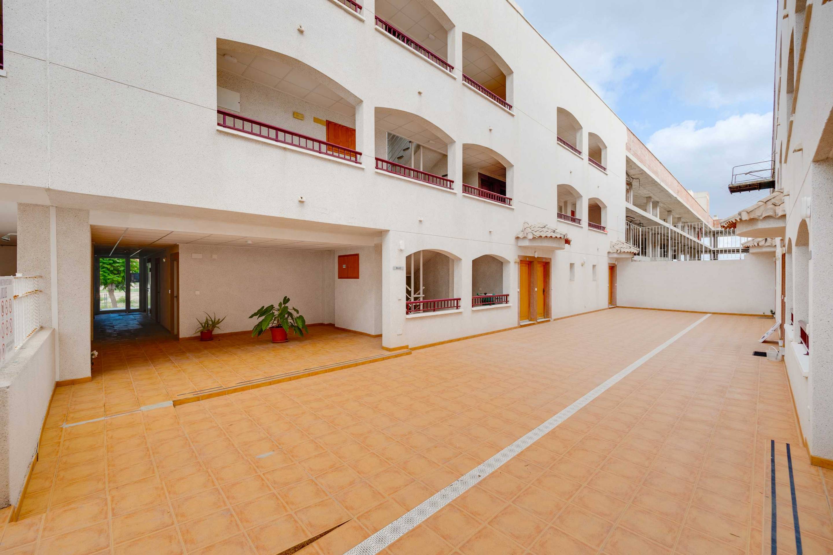 Interior living area of 3-bedroom apartment in San Fulgencio Pueblo, San Fulgencio