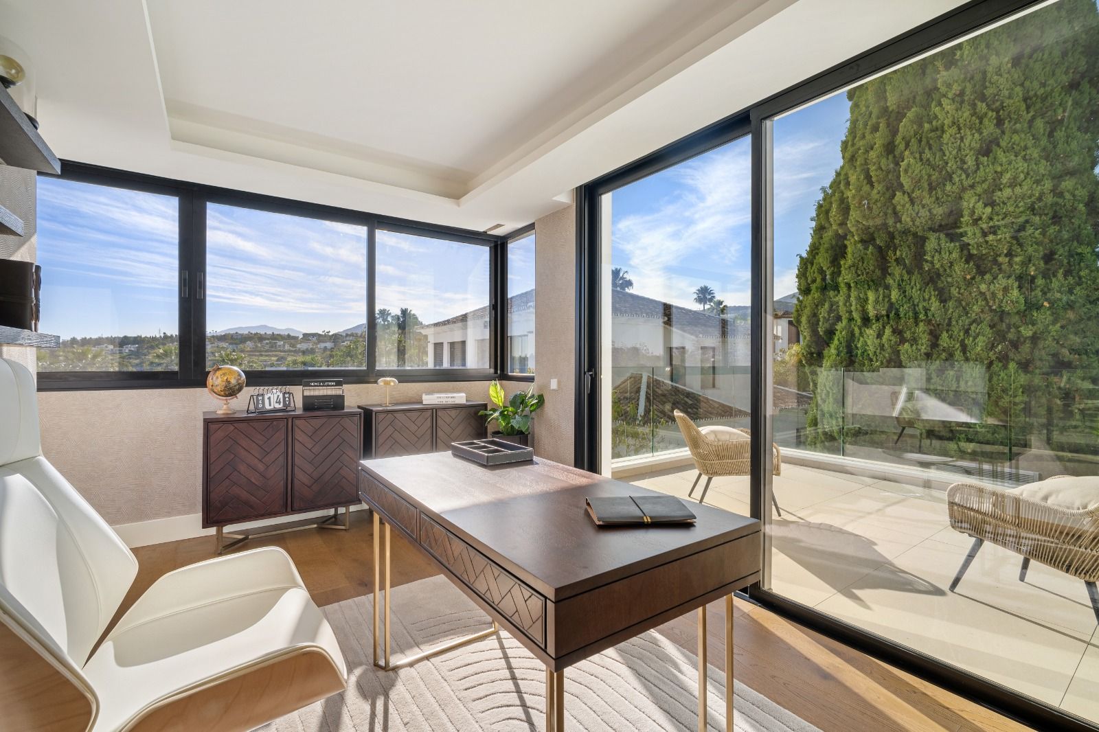 Fourth bedroom in 6-bedroom new-build villa, Las Brisas, Marbella
