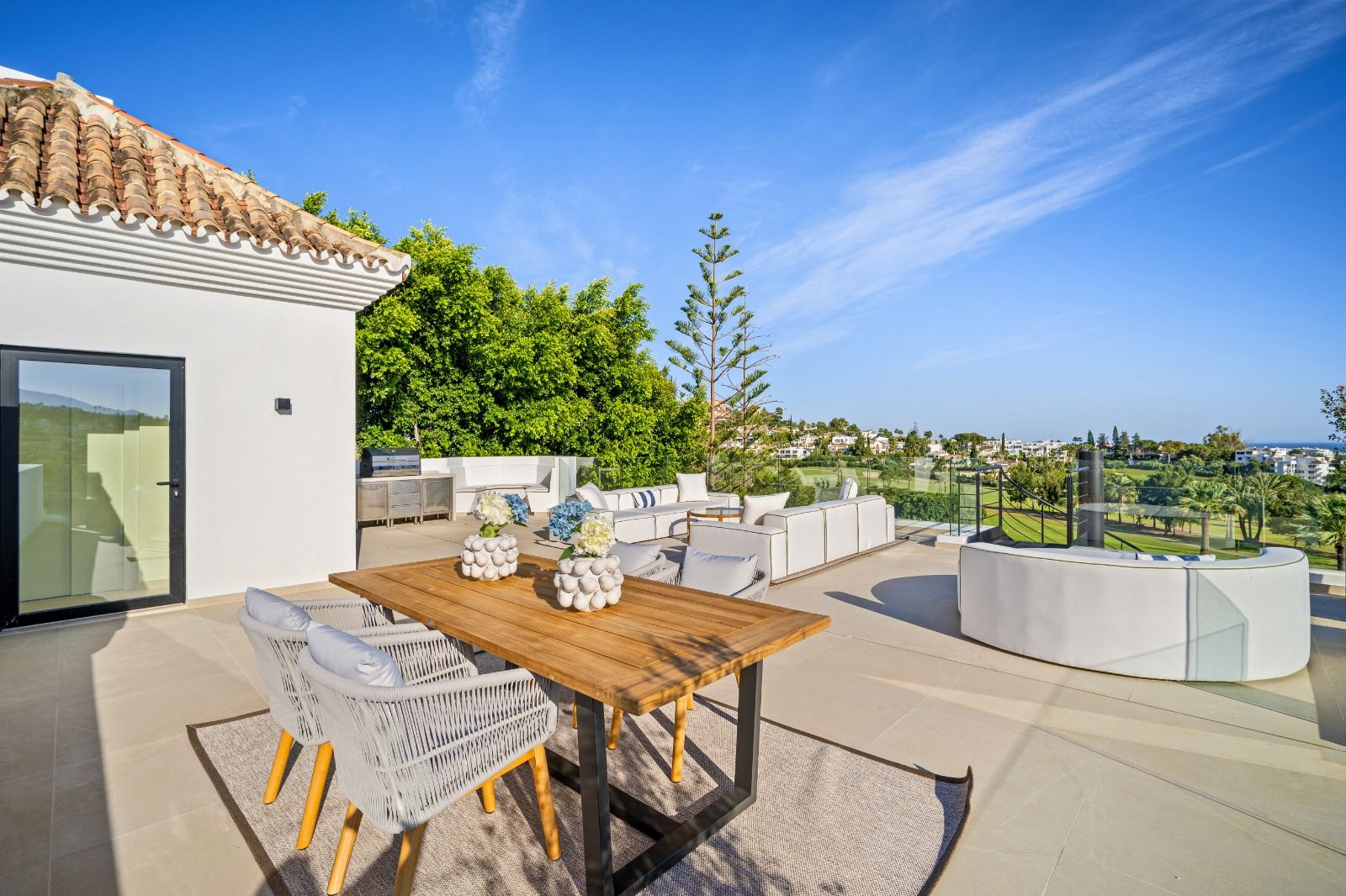 Ground-floor reception room in 6-bedroom new-build villa, Las Brisas, Marbella