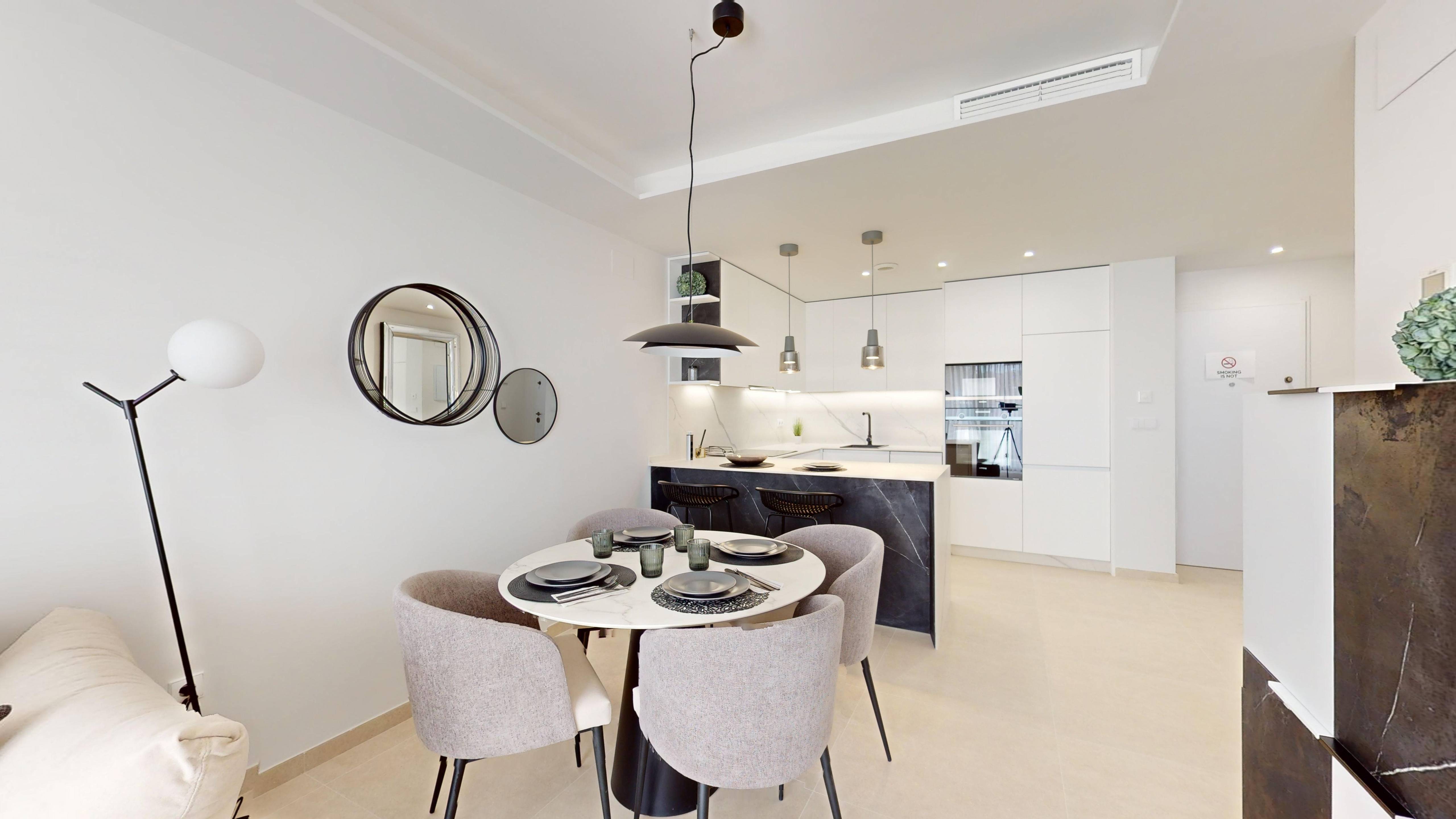 Bathroom with shower in 2-bedroom apartment, Lomas de Cabo Roig