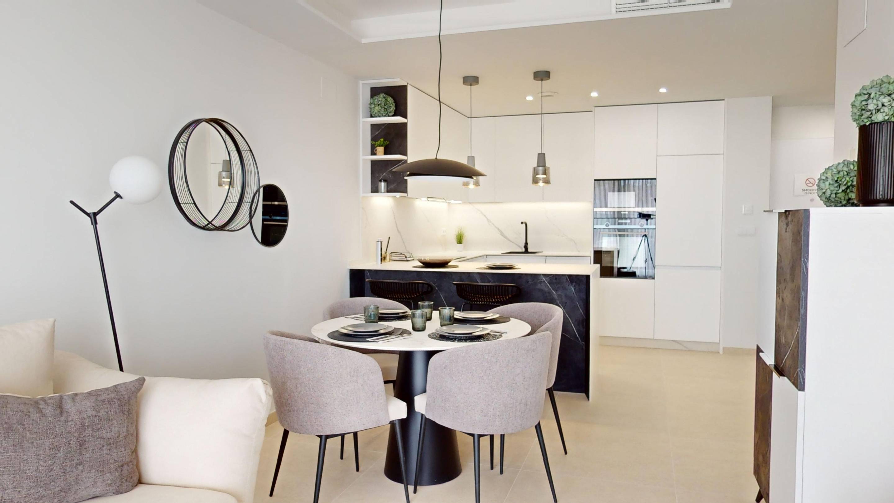 Second bathroom in new-build apartment, Lomas de Cabo Roig, Orihuela Costa