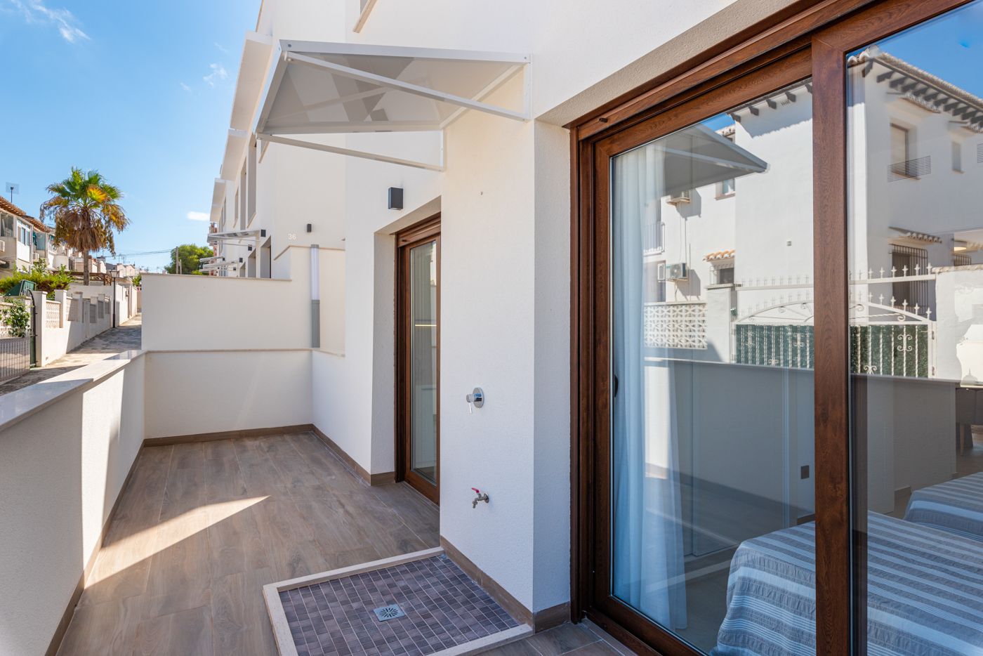 Ceiling detail in new-build bungalow interior, Los Balcones, Torrevieja