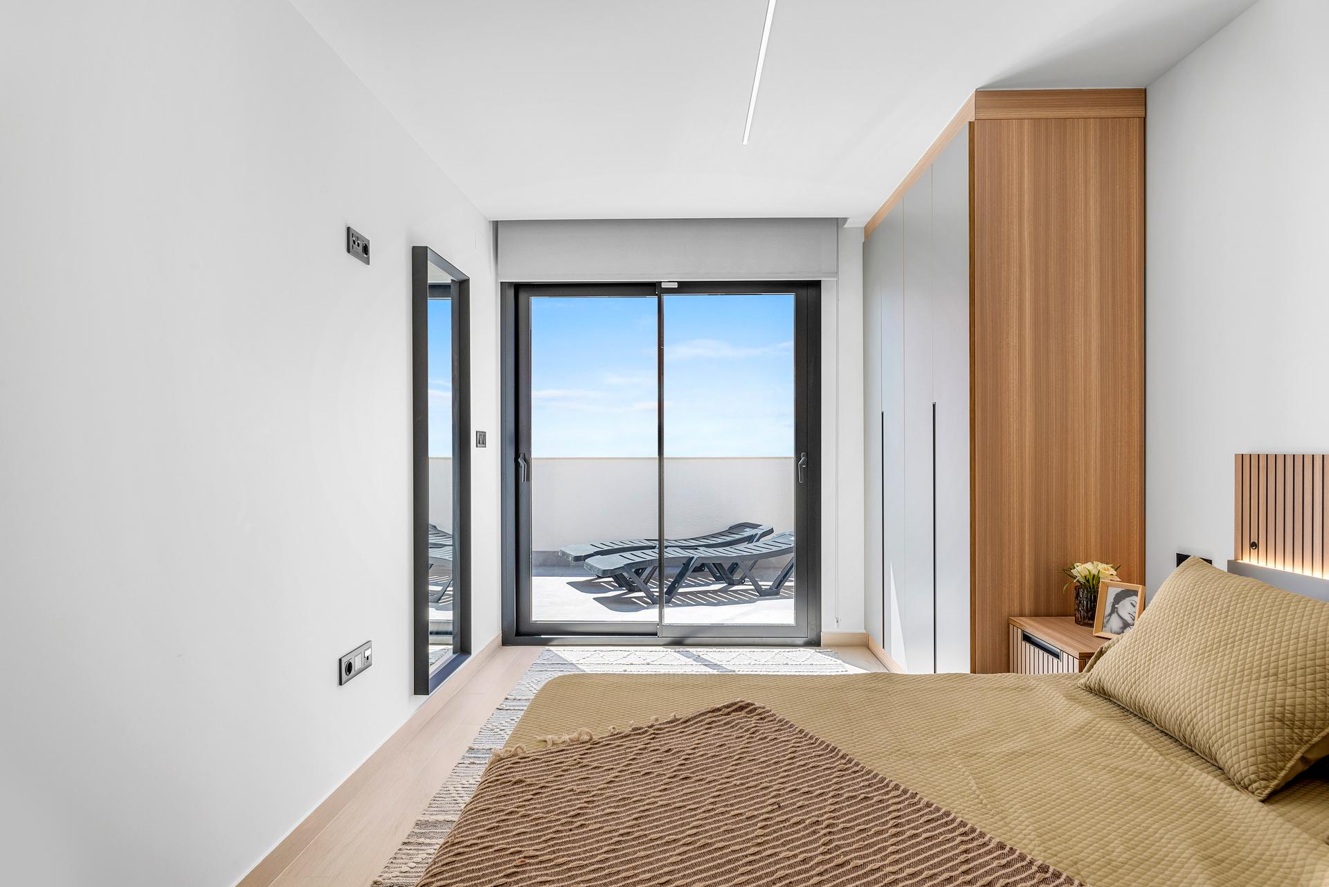 Third bedroom in ground-floor new-build apartment, El Raso, Guardamar Del Segura