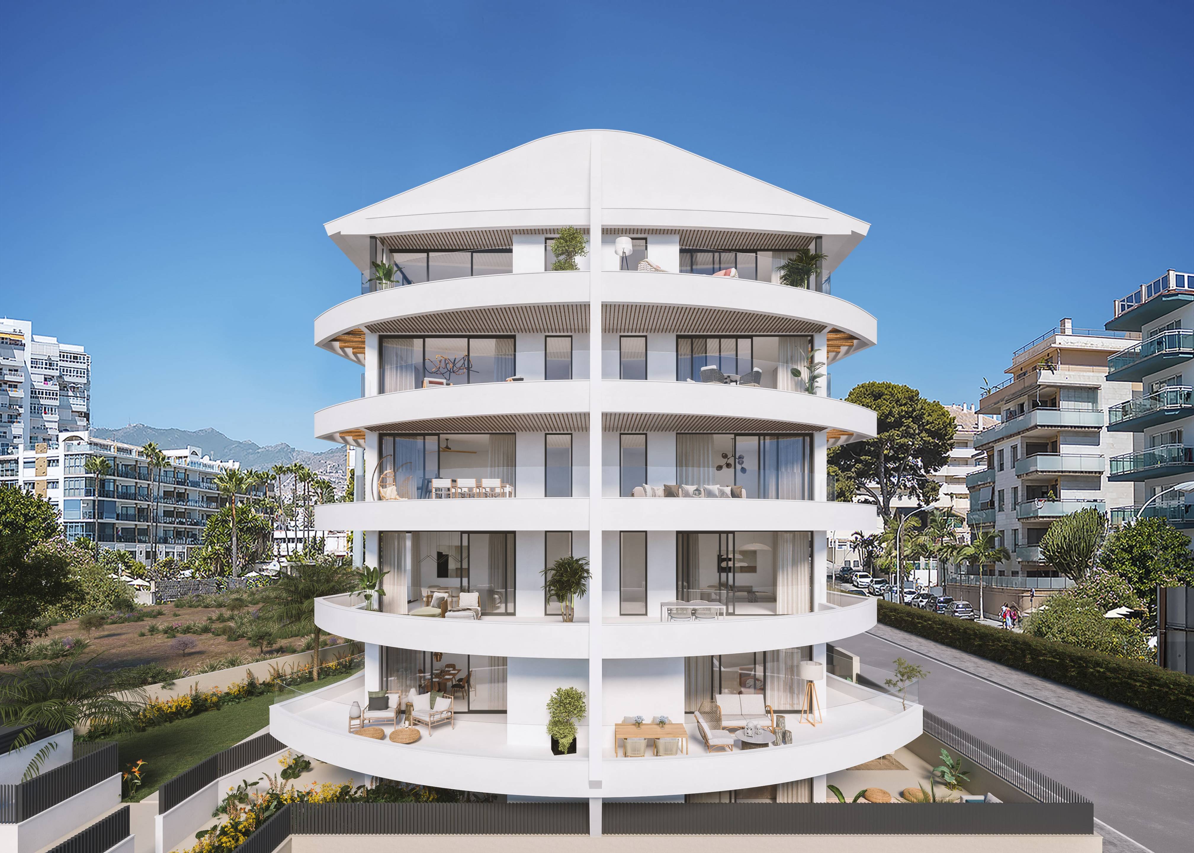 Communal pool area in new-build development, Puerto Marina, Benalmádena