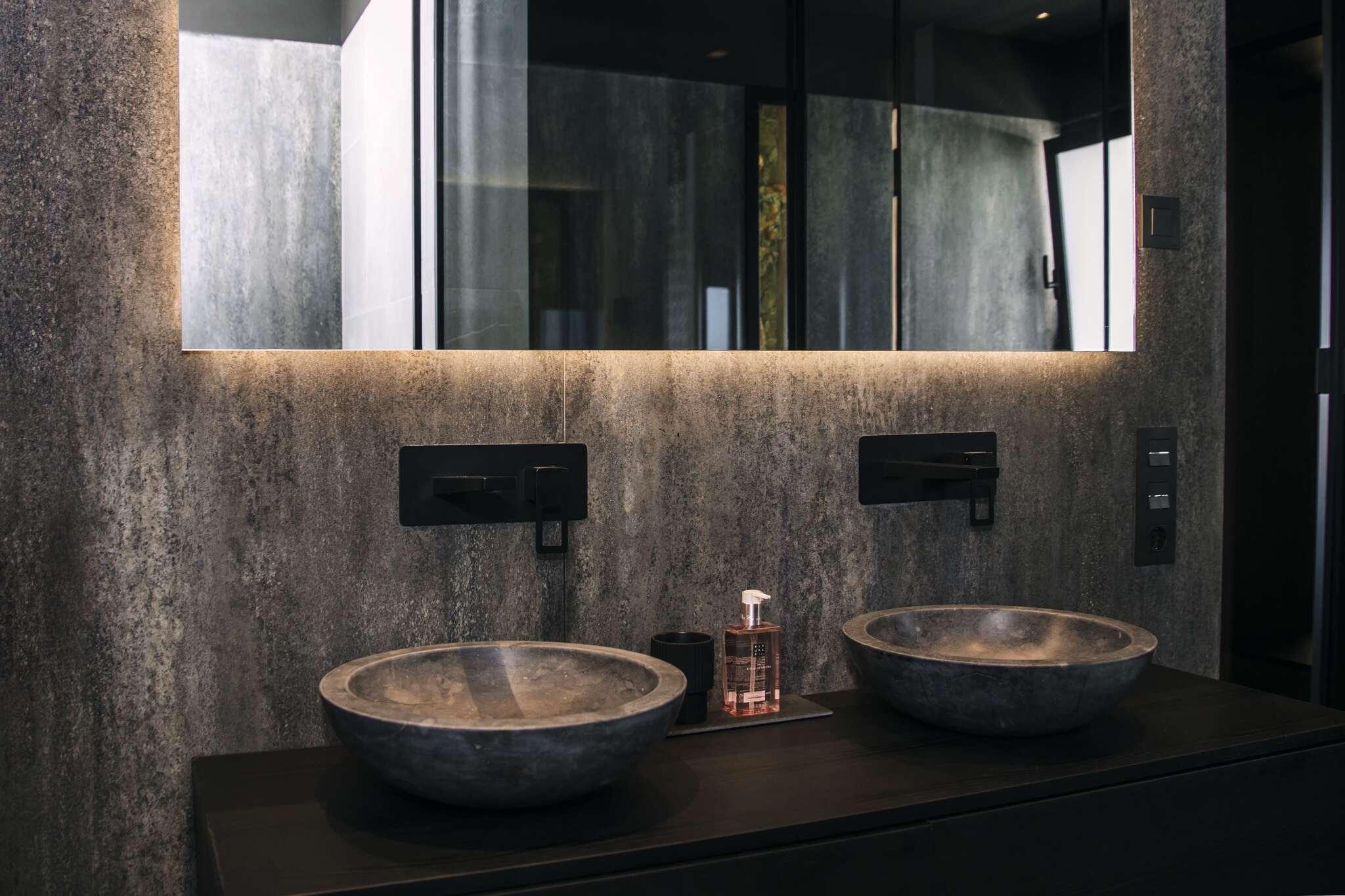 Render of en-suite bathroom in 4-bedroom villa, Campo de Golf La Marquesa