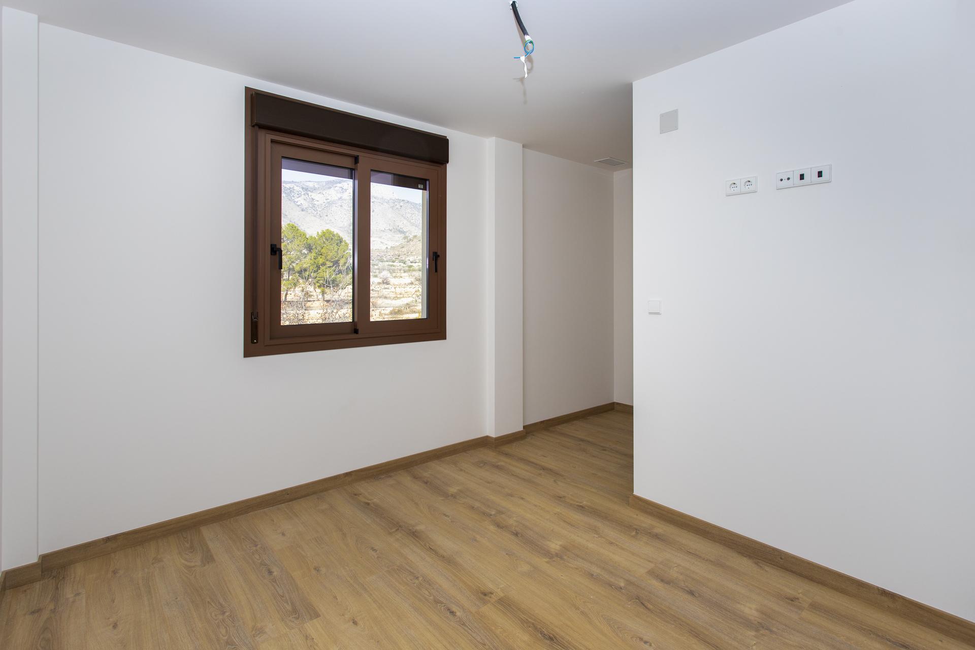 Second bathroom in 3-bedroom bungalow, La Canalosa