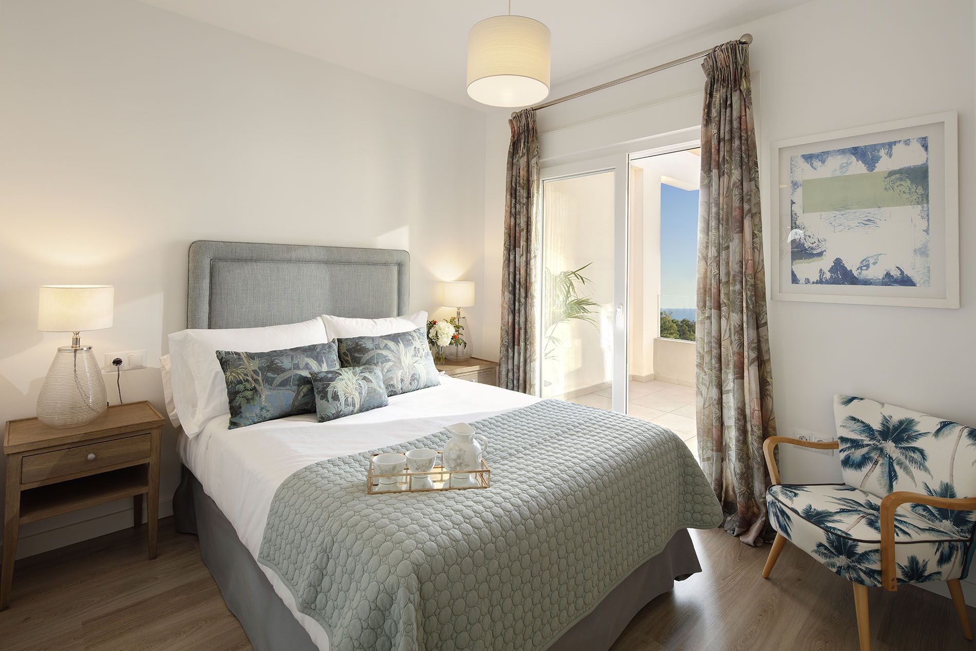 Private outdoor space accessed directly from ground-floor apartment, Rodeo Alto, Marbella