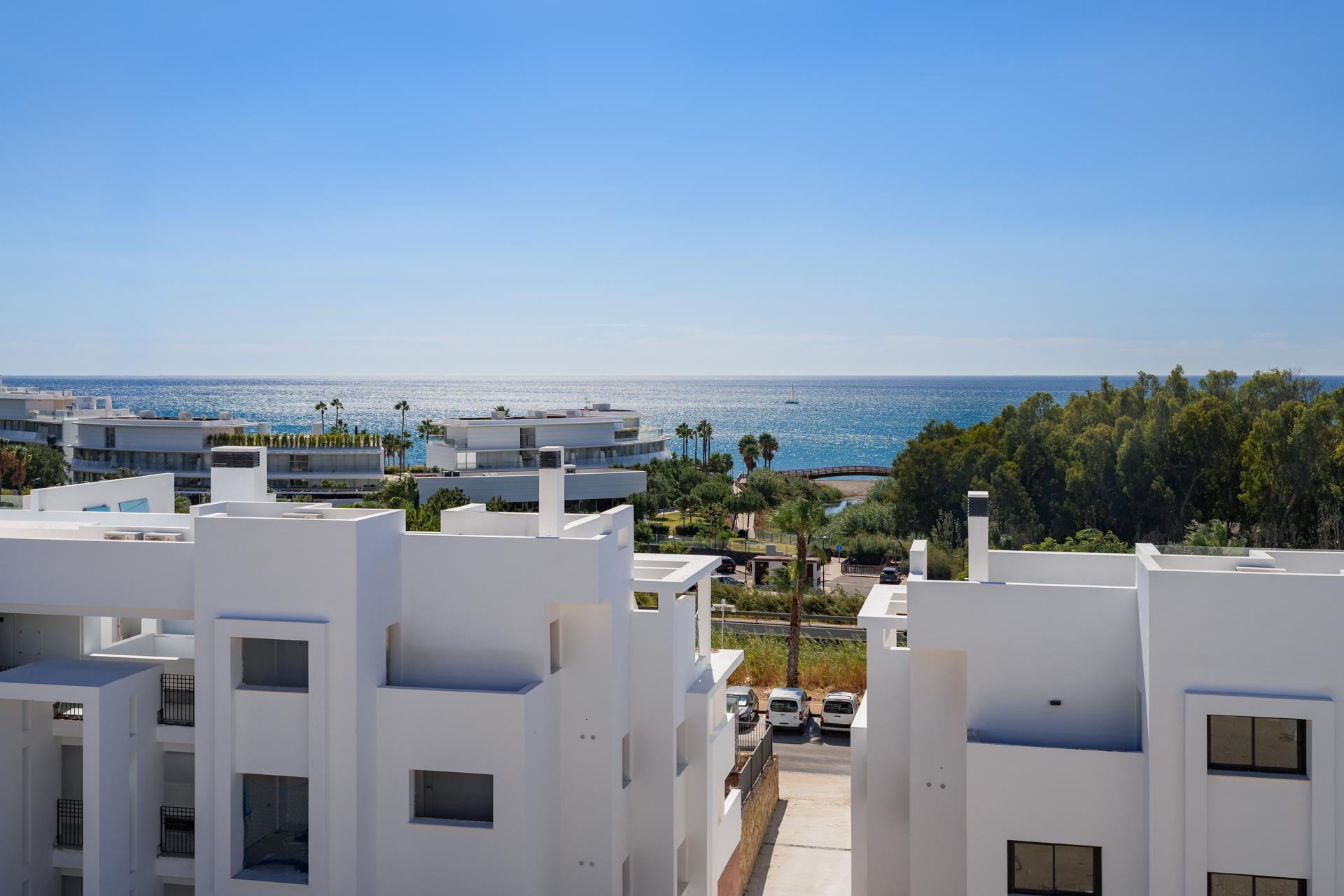 Second bedroom in 3-bedroom new-build penthouse, Arroyo Vaquero, Estepona