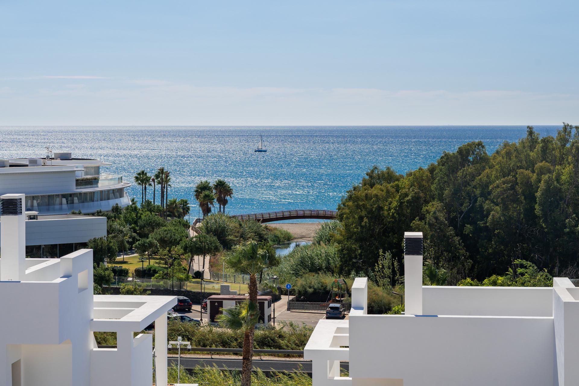 Third bedroom in 3-bedroom new-build penthouse, Arroyo Vaquero, Estepona