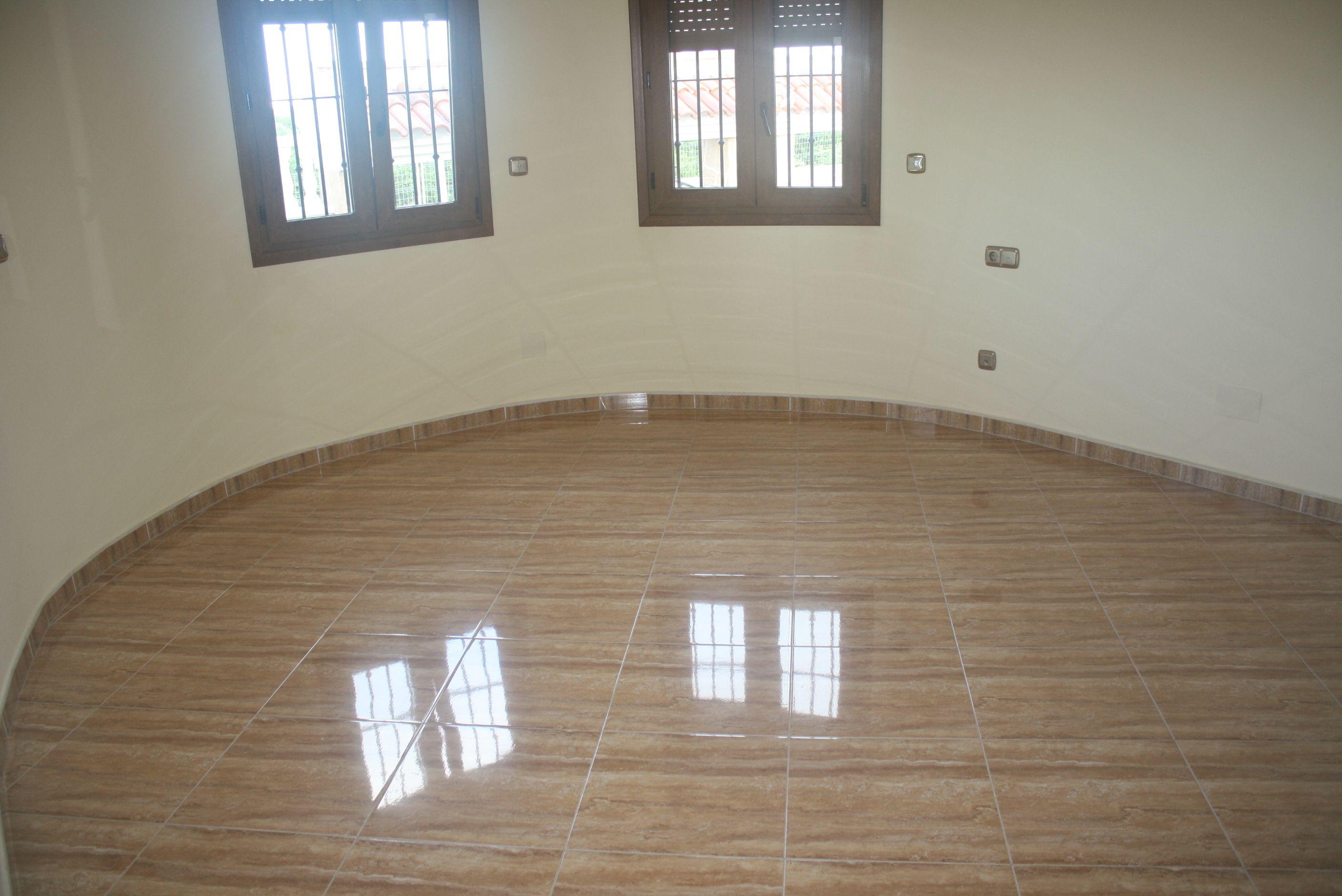 Ground floor interior showing floor layout and room proportions, new-build villa, Los Balcones