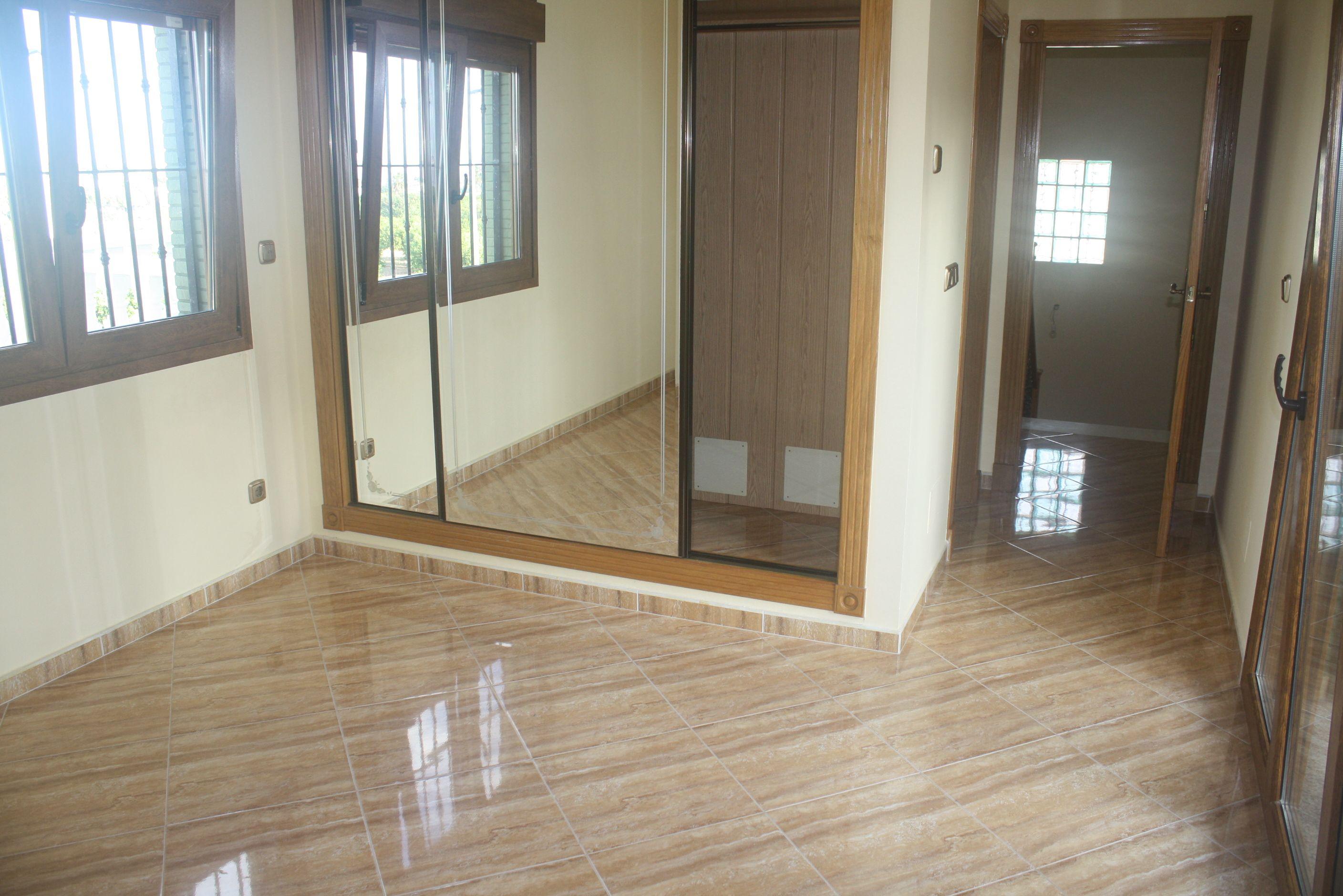 Interior flooring and fixture detail in 319m2 new-build villa, Los Balcones, Torrevieja