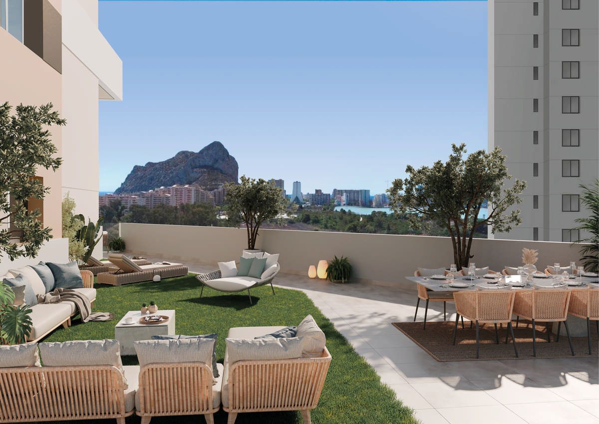 Front entrance door and hallway of penthouse unit, Playa de Fossa-Levante, Calpe