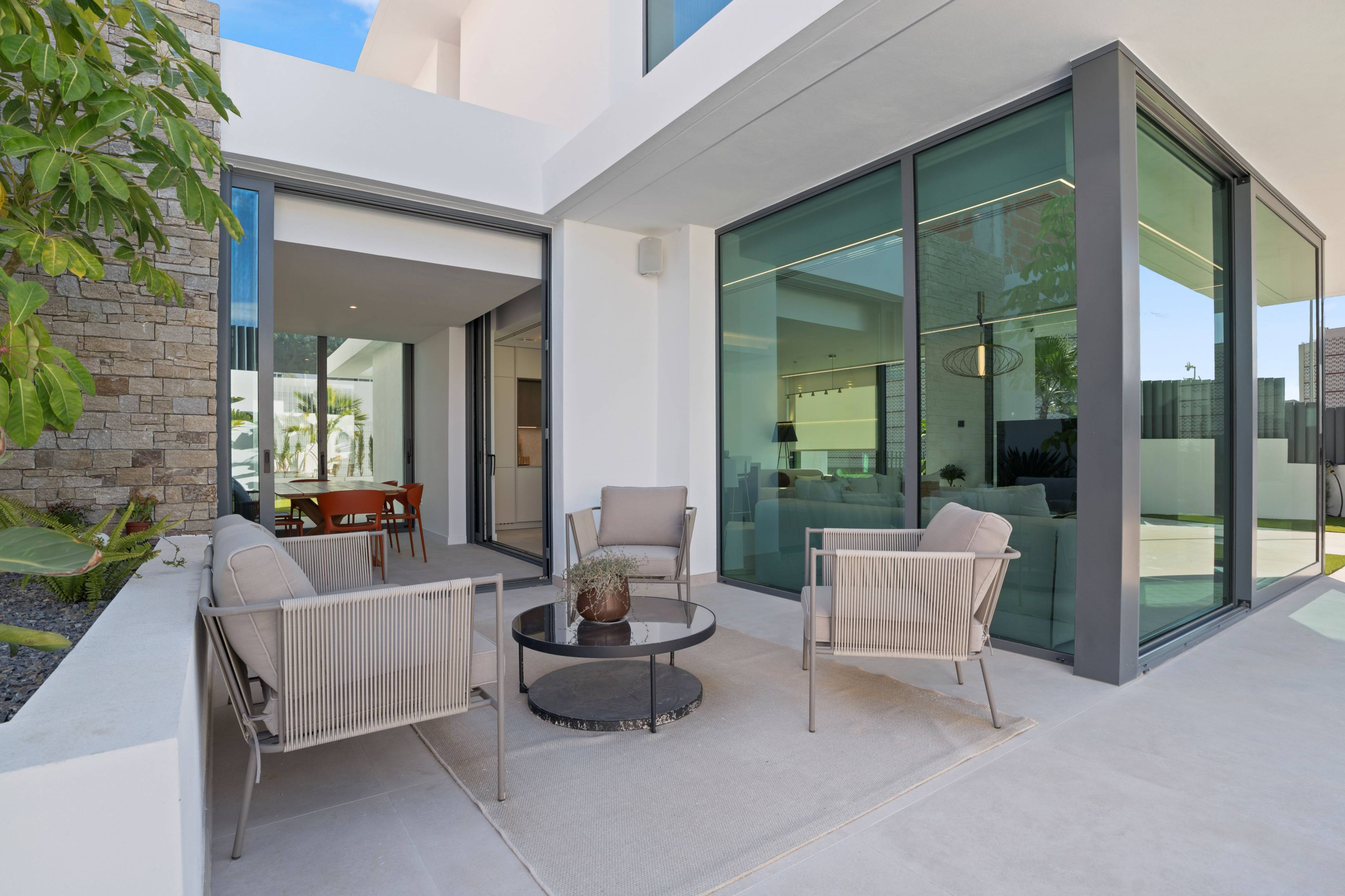 Ceiling height and window proportions in living area, new-build villa, Rincón de Loix, Benidorm