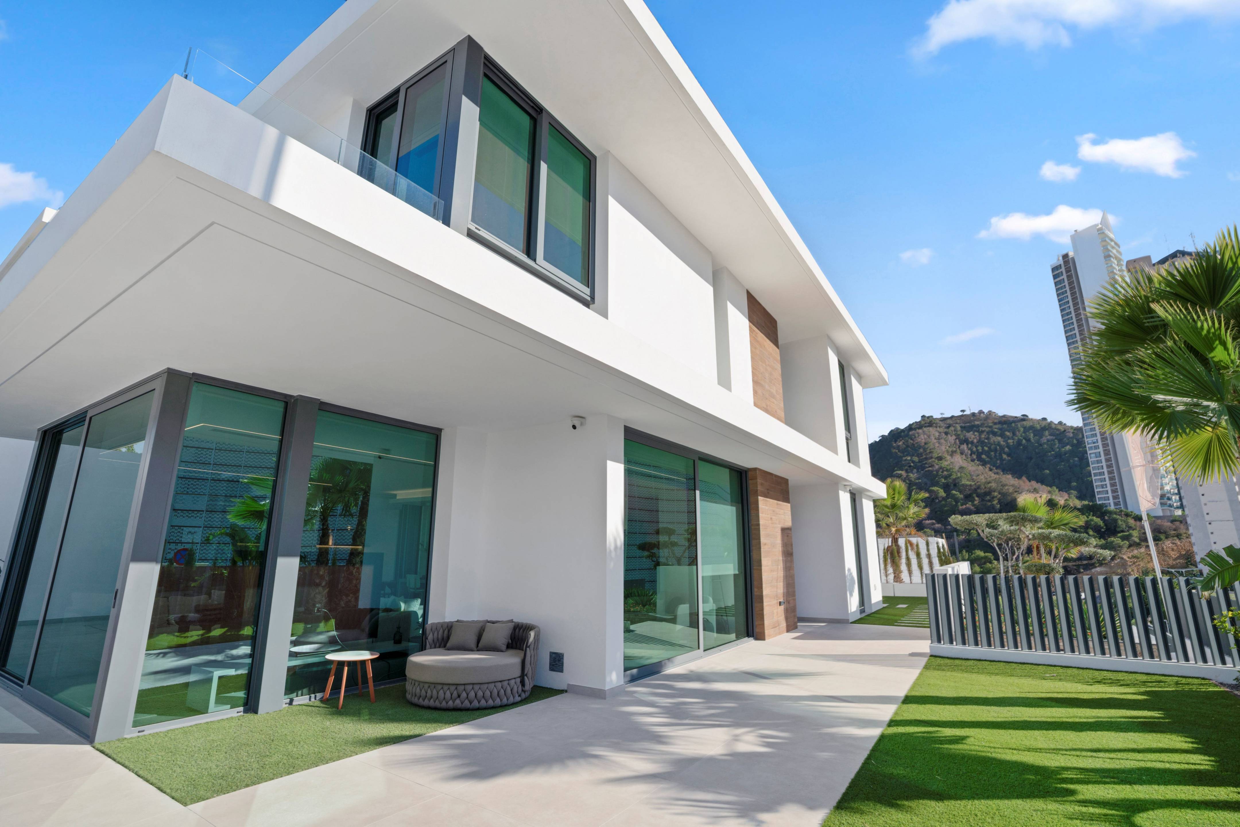 Outdoor terrace area adjacent to garden, 3-bedroom new-build villa, Rincón de Loix