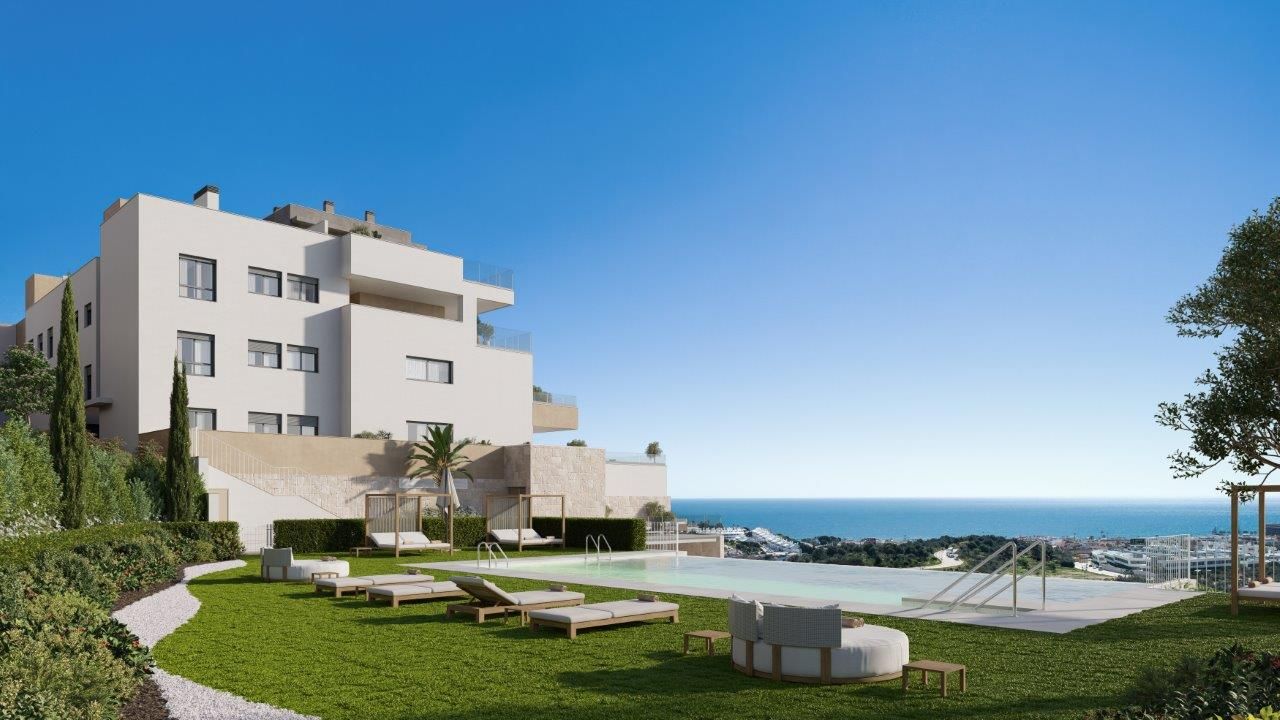 Master bedroom with built-in wardrobes in penthouse, La Cala de Mijas
