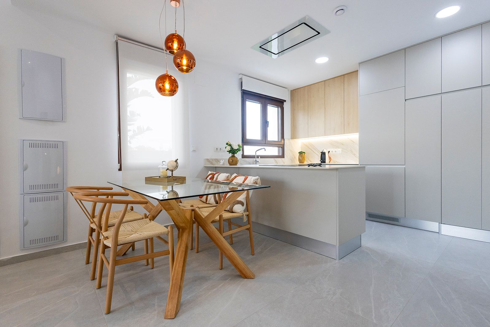 Rooftop solarium with surrounding open views in new-build townhouse, Desamparados, Orihuela