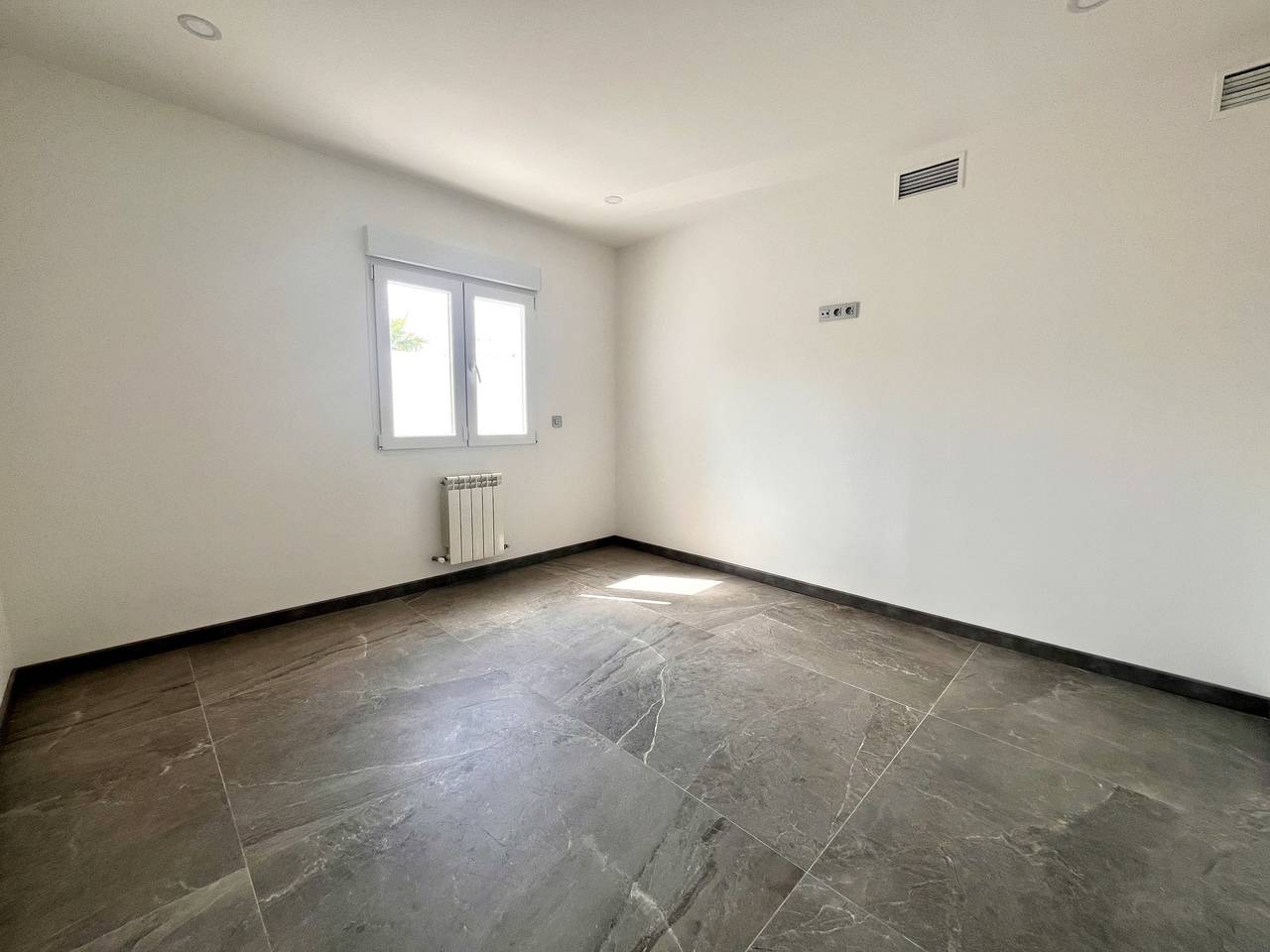 Internal stairwell in 6-bedroom villa, La Siesta, Torrevieja