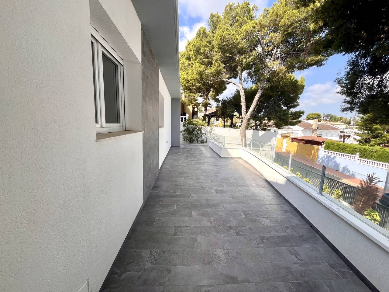 Upper stairwell in 6-bedroom villa, La Siesta, Torrevieja