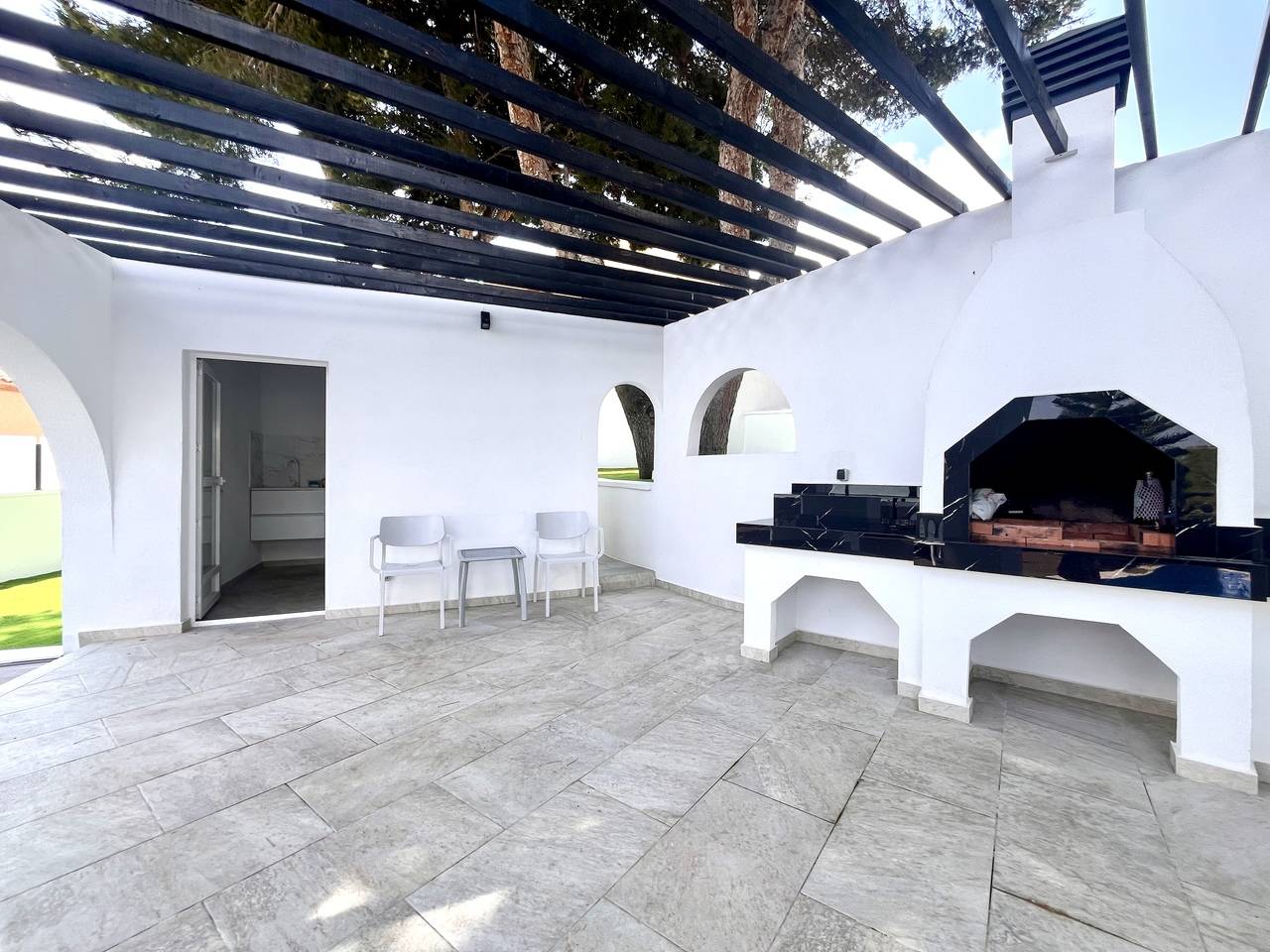 Third hallway view in 6-bedroom villa, La Siesta, Torrevieja