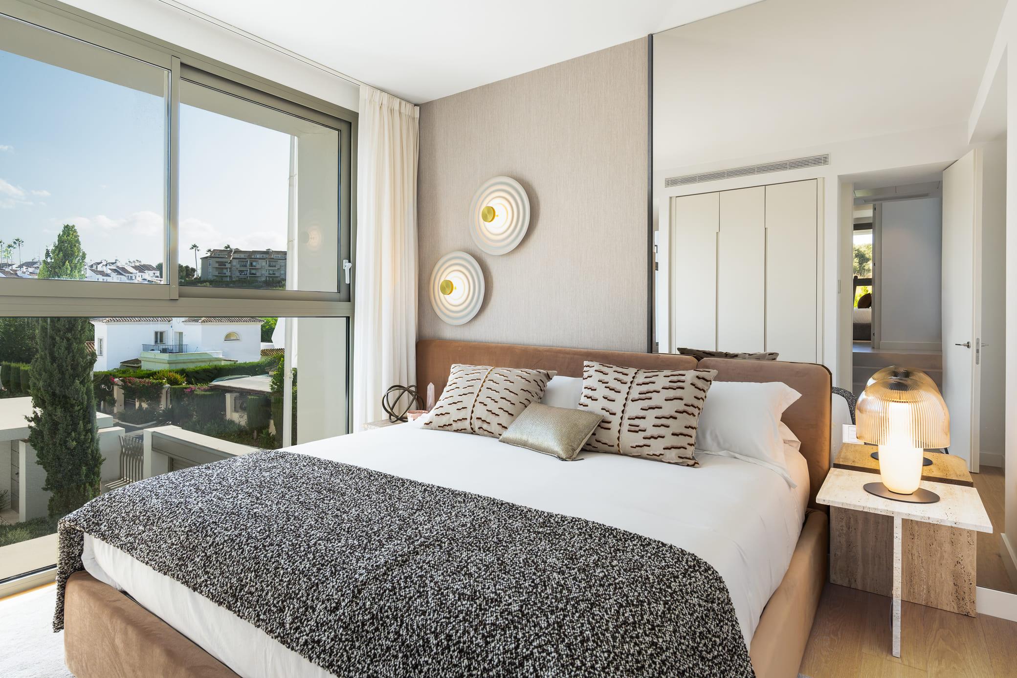 Second bedroom in 5-bedroom new-build villa, Bel-Air, Estepona