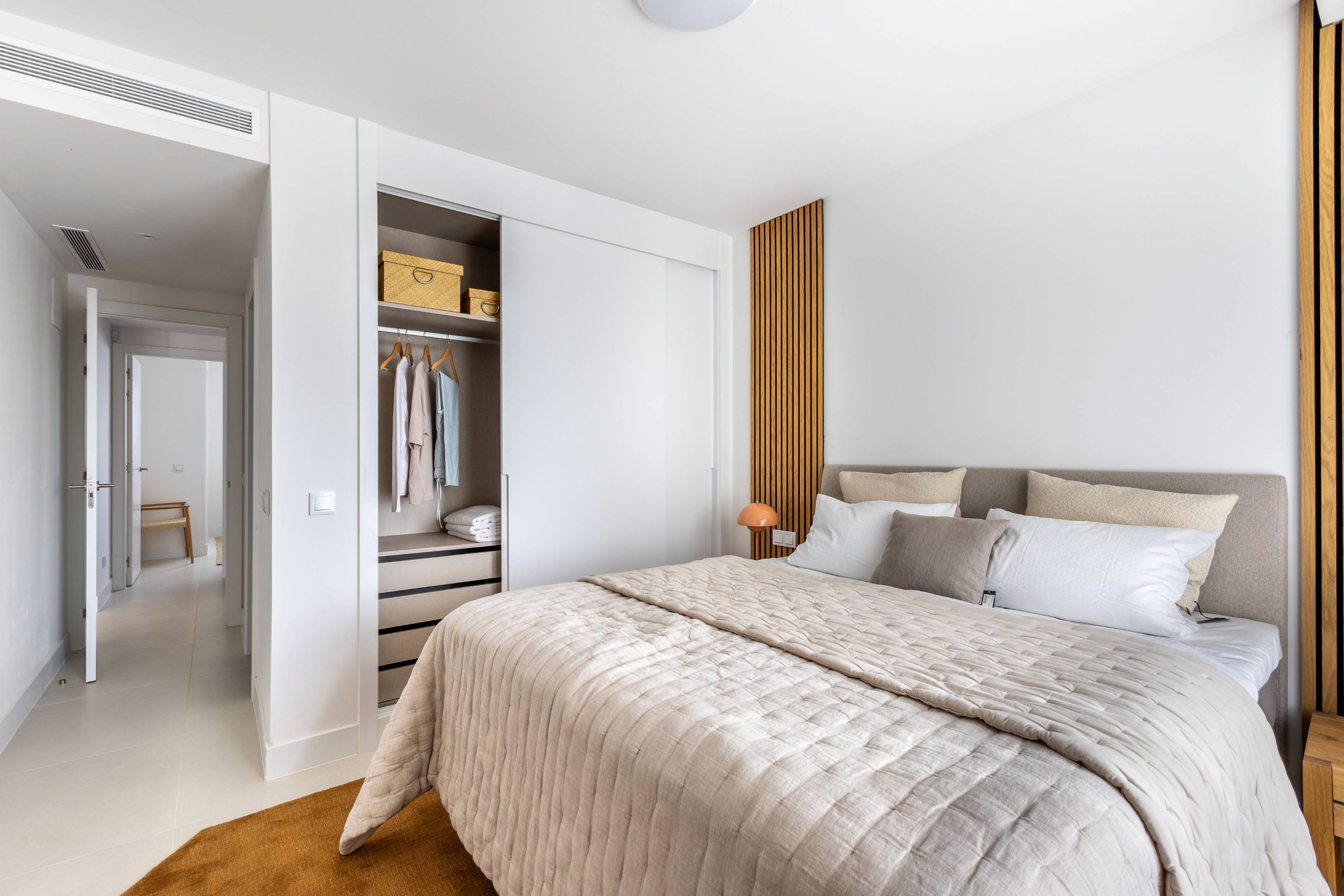 Second bedroom in new-build penthouse, El Higuerón, Fuengirola
