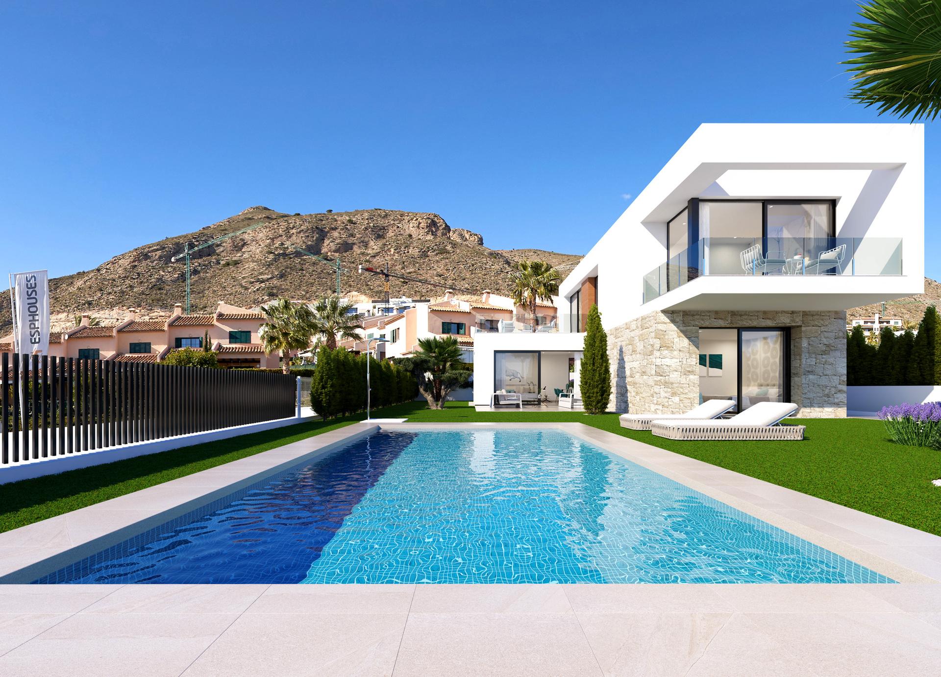 En-suite bathroom with fitted fixtures in 3-bedroom new-build villa, Finestrat Hills