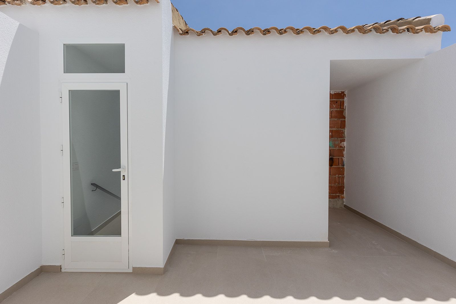 Interior room with natural light in 3-bedroom townhouse, Rafal