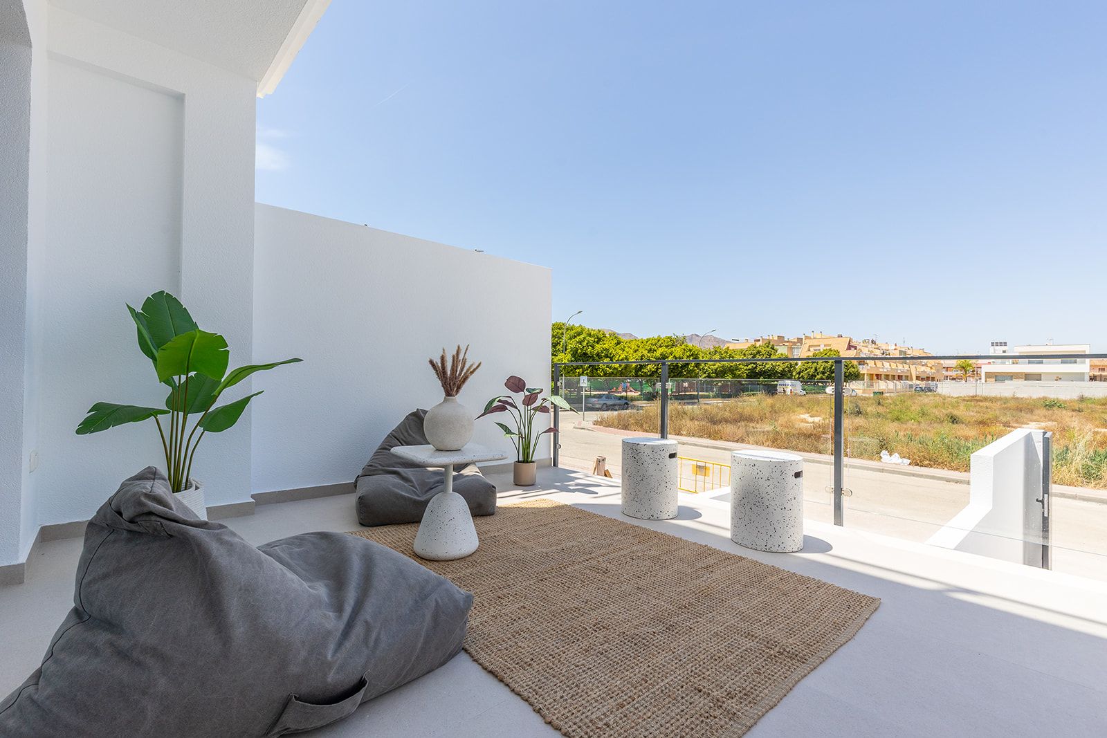 Living and dining area in 3-bedroom new-build townhouse, Rafal