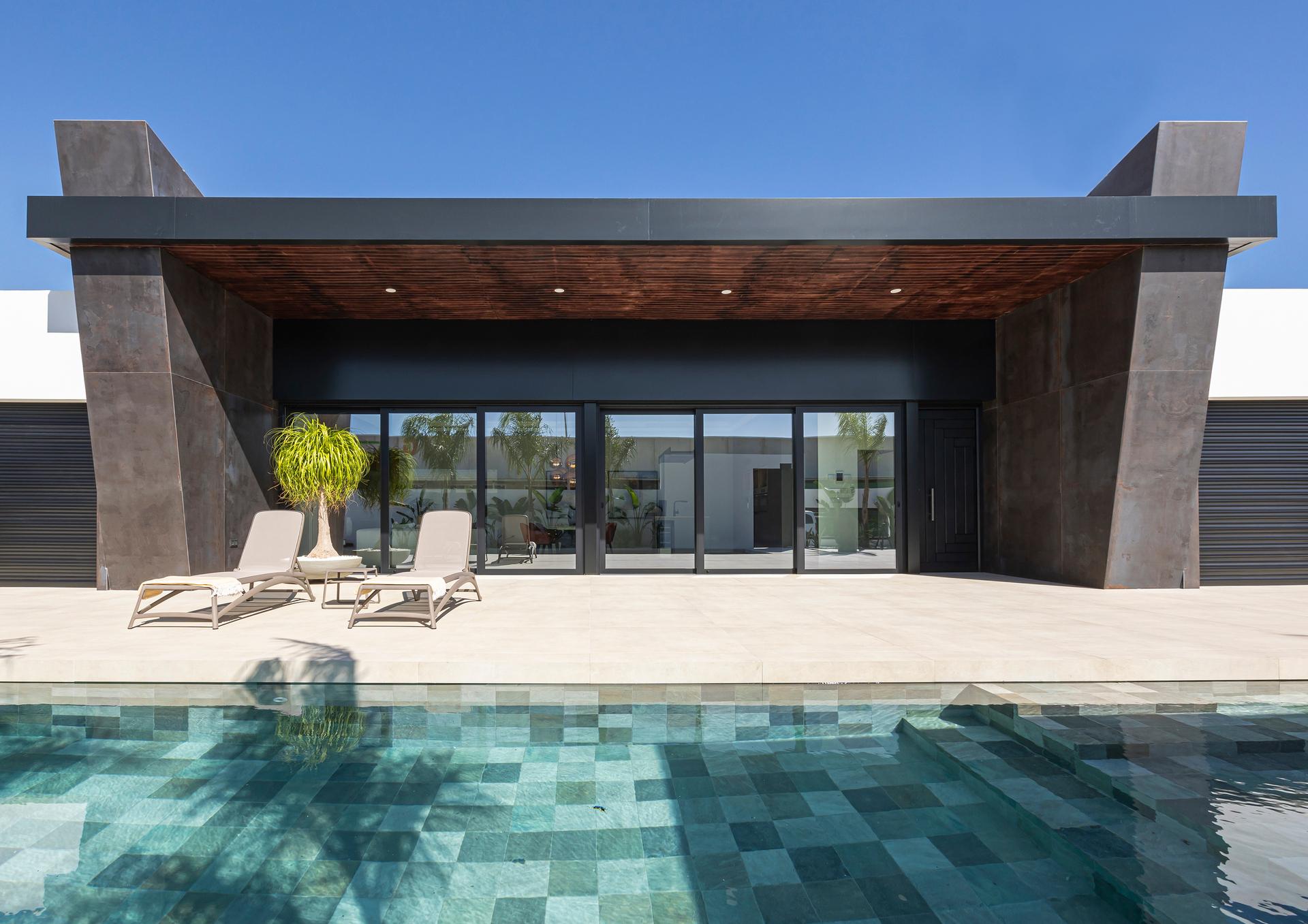 Third bedroom interior, 5-bedroom new-build villa in La Marquesa, Rojales