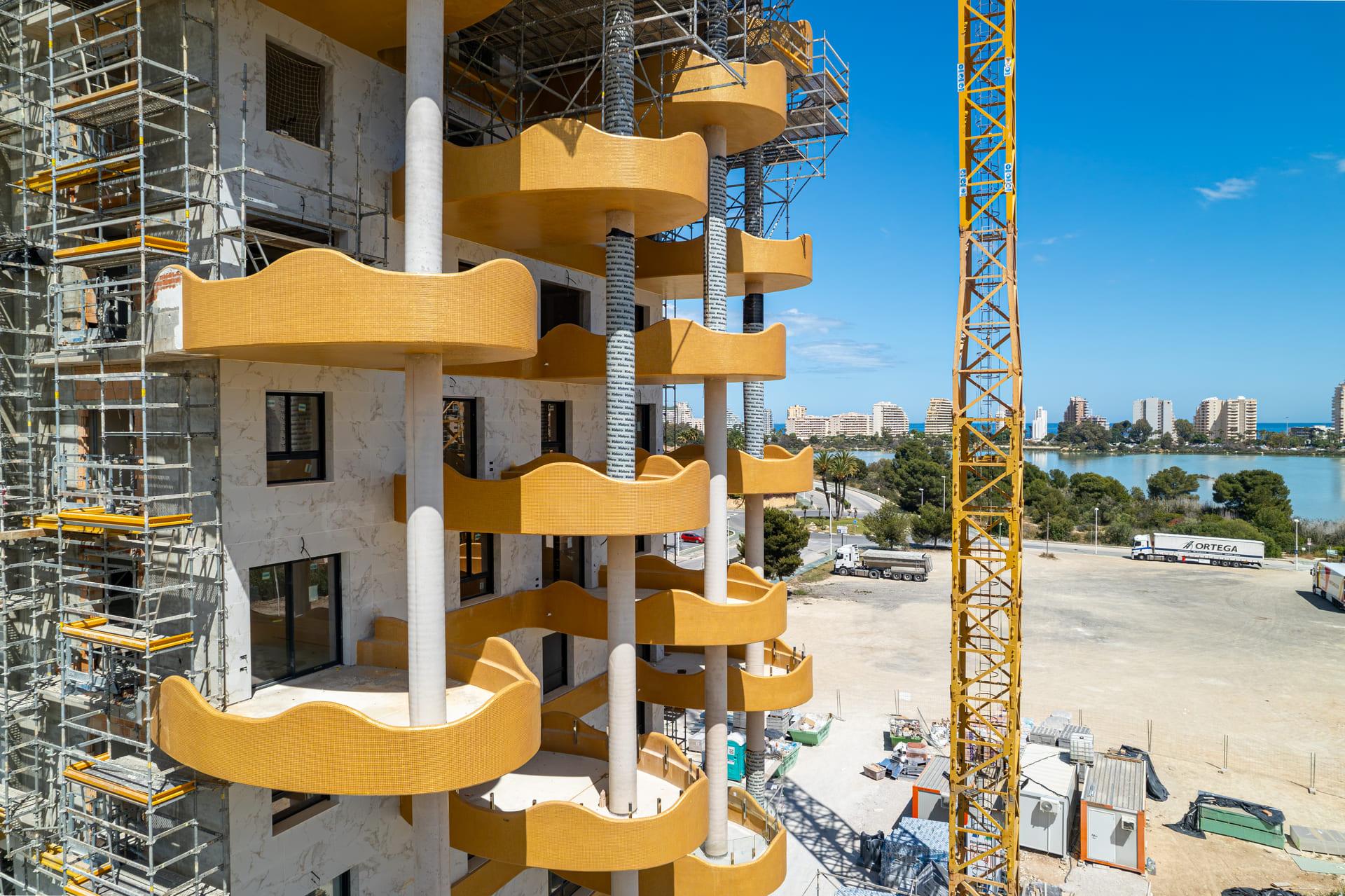 Entrance hallway in 3-bedroom new-build apartment, Calpe Town