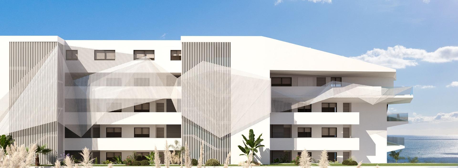 Communal gym facilities in new-build complex, Carvajal, Fuengirola