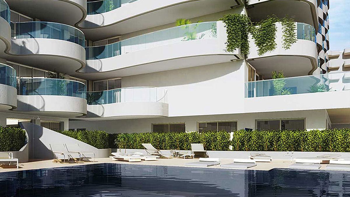 Second living or dining area in penthouse, Puerto Deportivo, Fuengirola