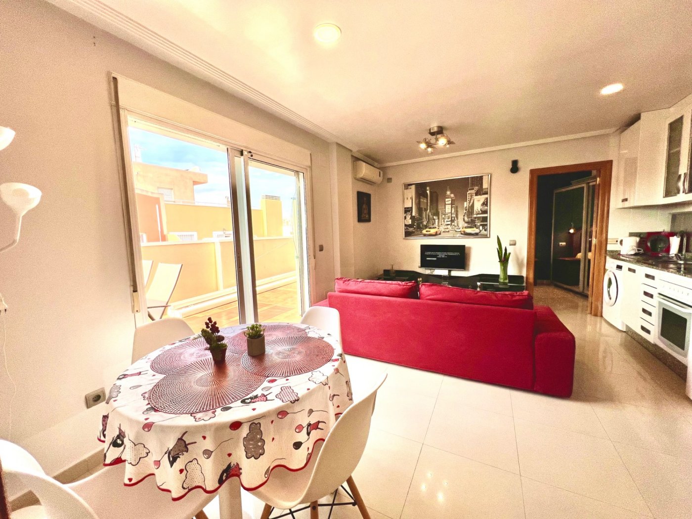 Bathroom with fittings, 2-bedroom penthouse in Centro, Torrevieja