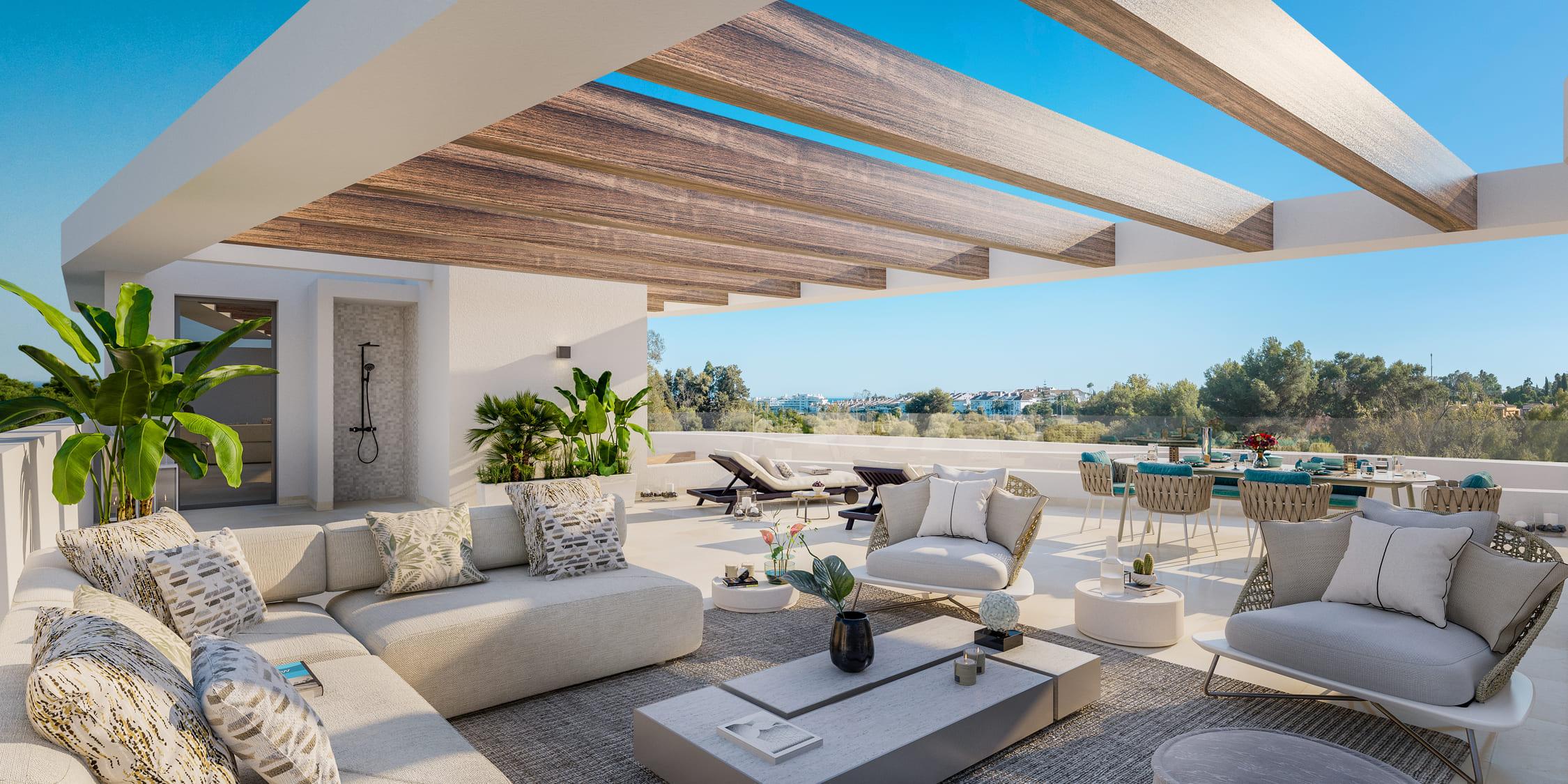 Open-plan living and dining area in 3-bedroom penthouse, Guadalmina Alta, Marbella