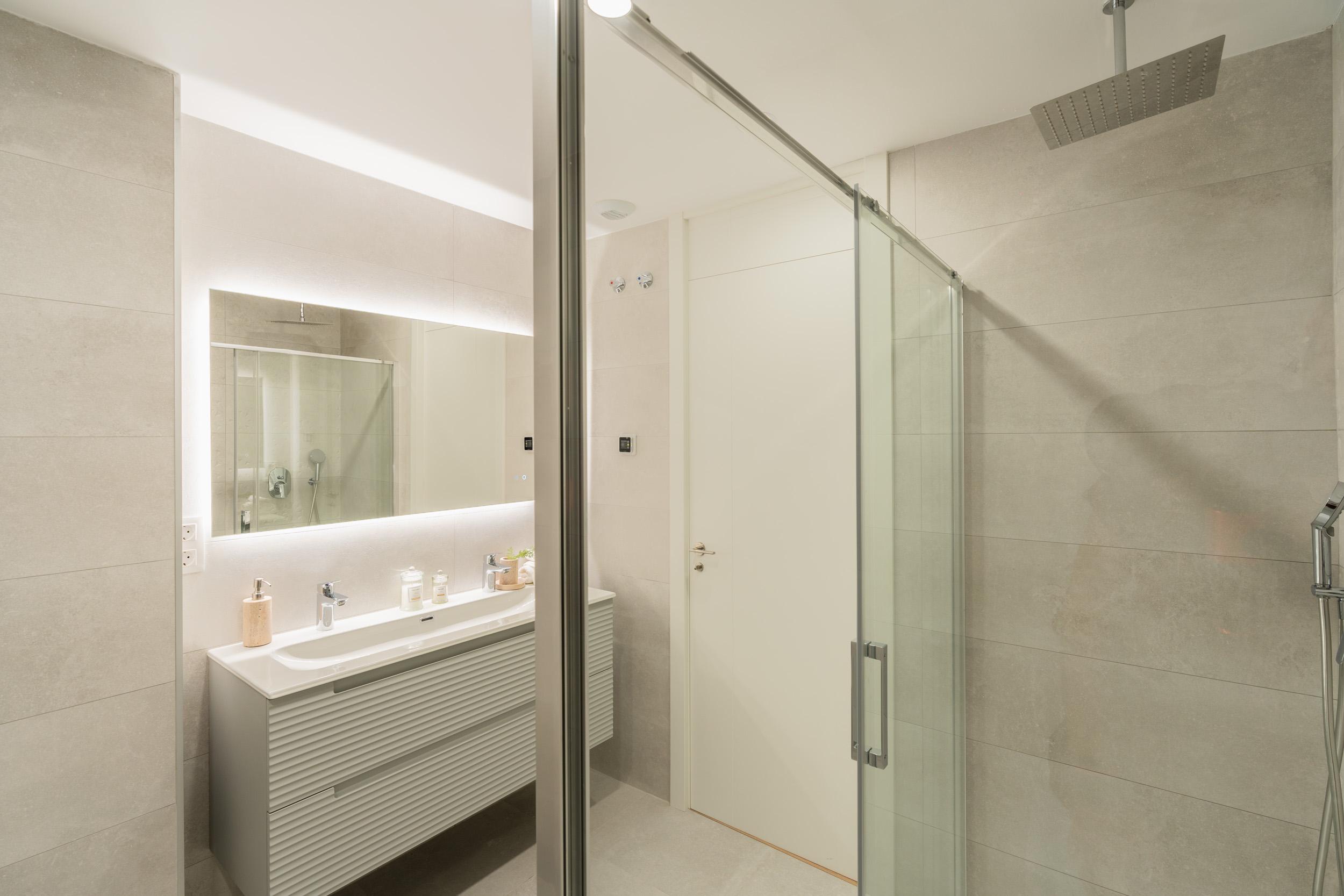 Internal staircase in 4-bedroom townhouse, Montebello, La Nucía