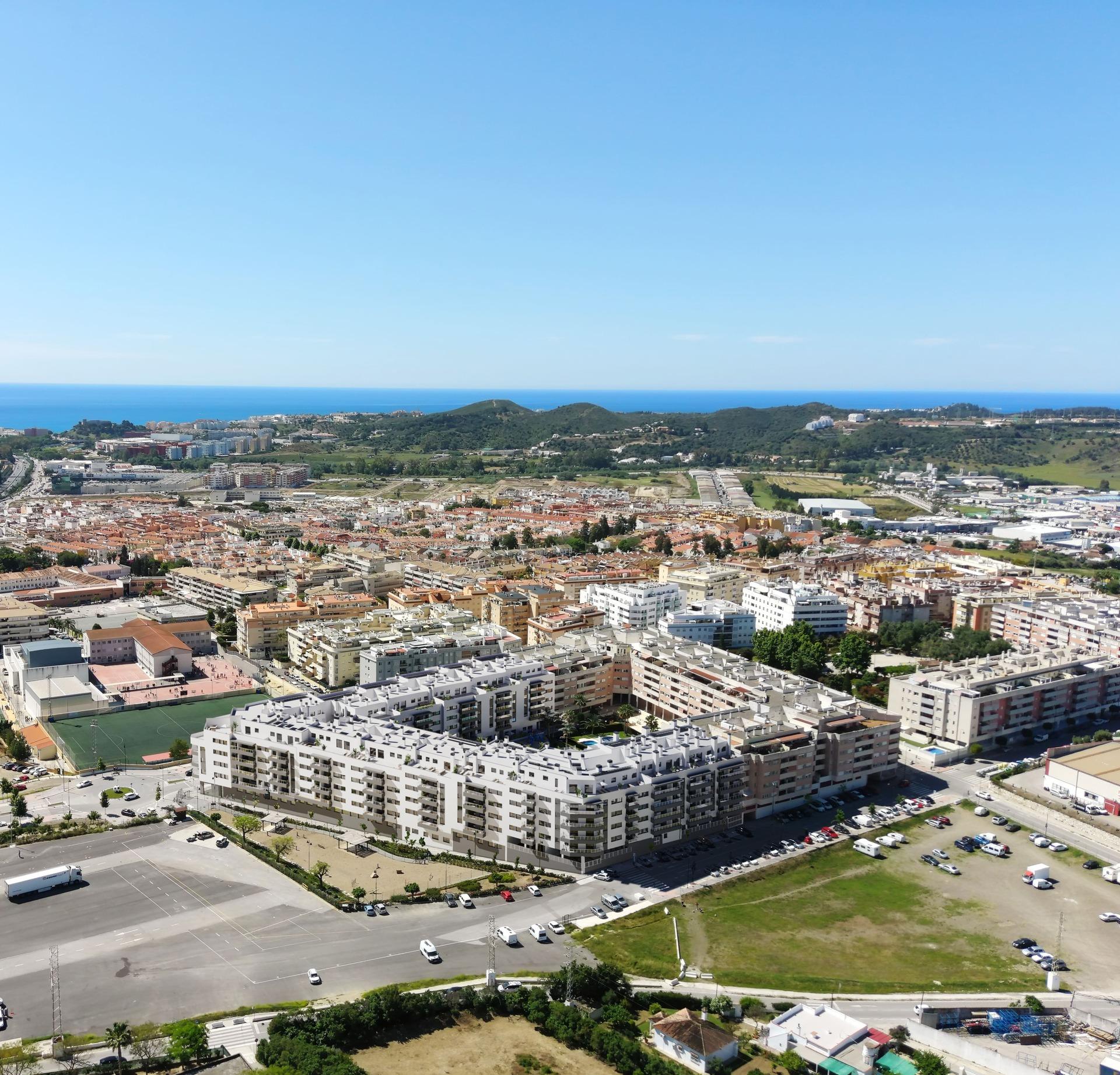 Outdoor terrace adjacent to ground-floor unit, Las Lagunas, Mijas