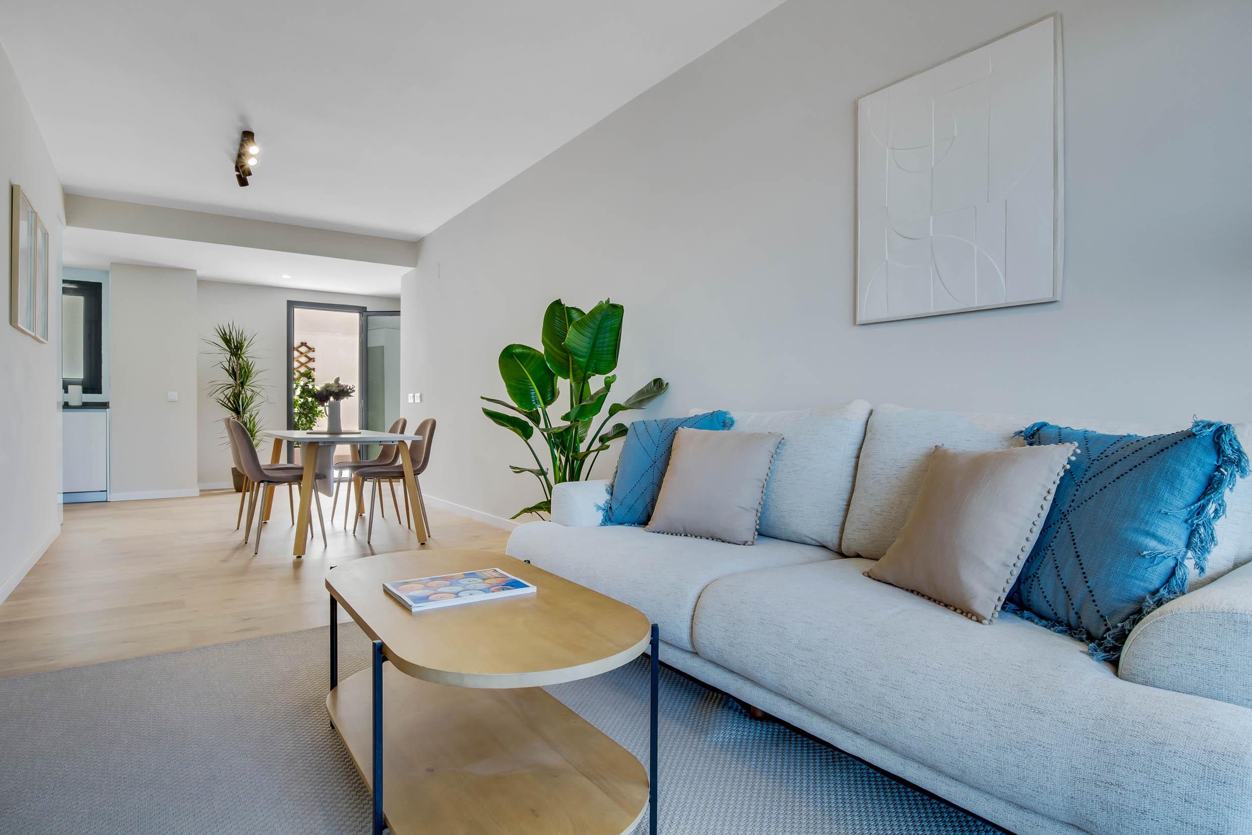 Ground-floor terrace with garden outlook, Las Lagunas, Mijas