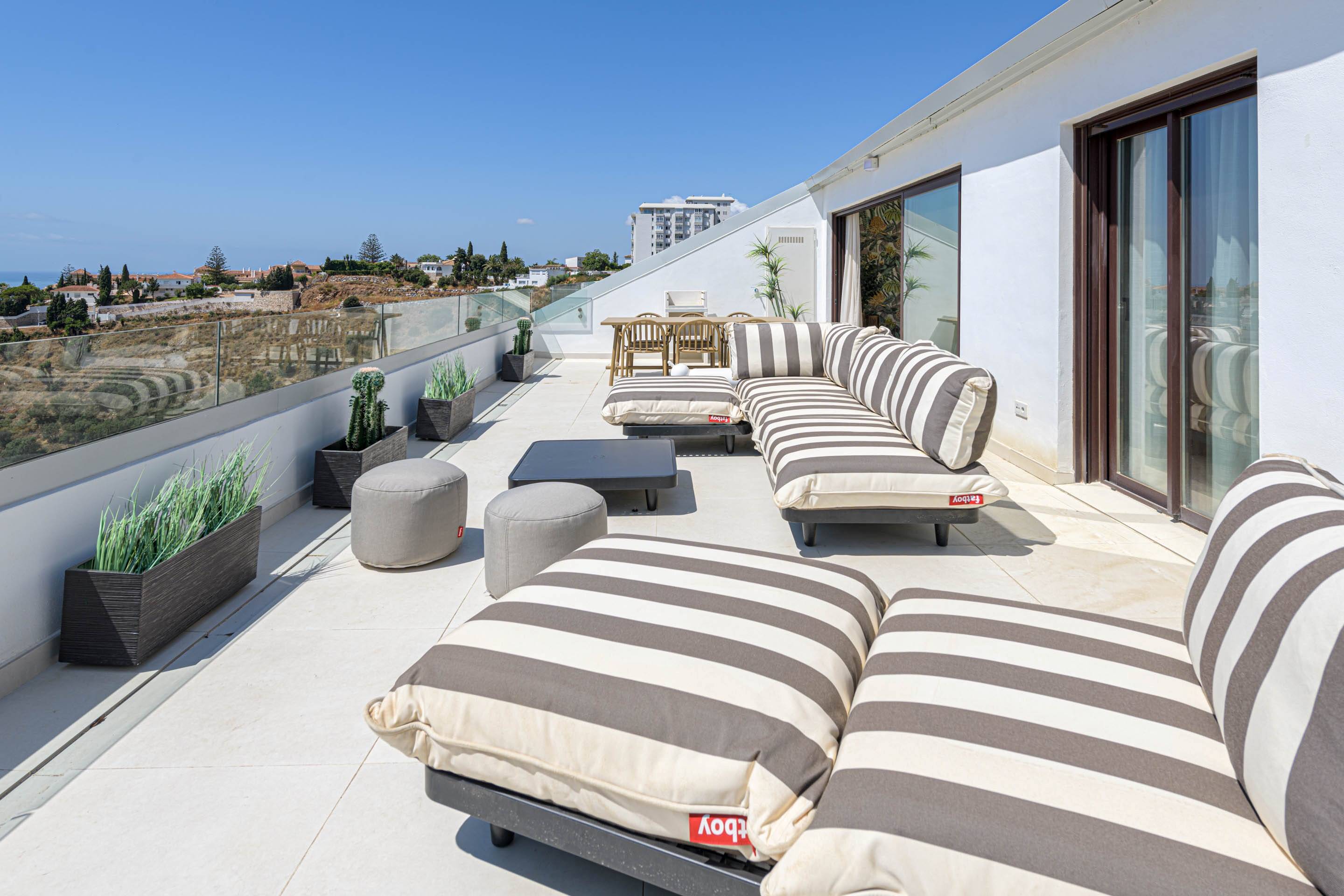 Master bedroom interior in new-build penthouse, El Higuerón, Fuengirola